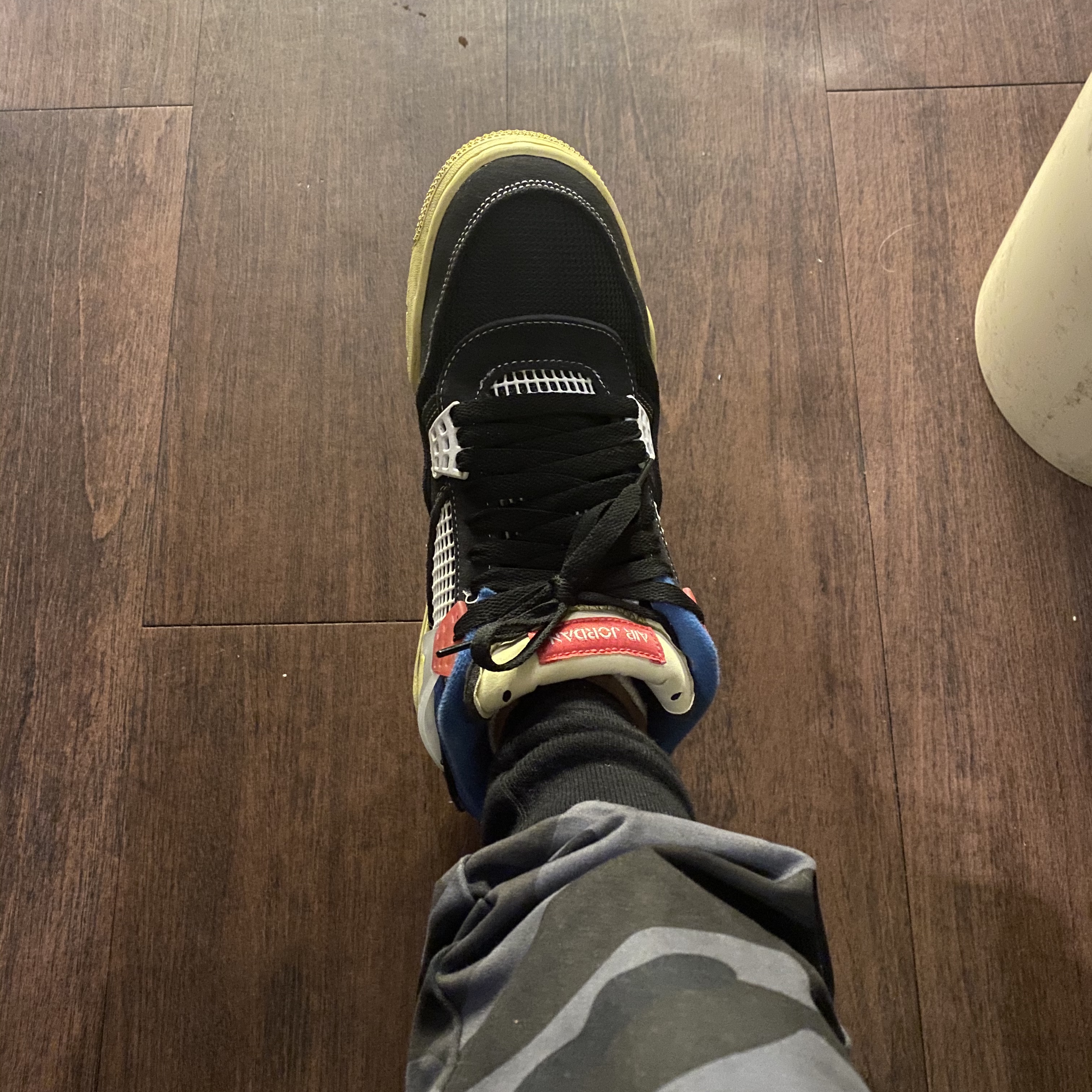 Jordan 1 Retro High OG Black Mocha, Jordan 4 x Union Retro Off Noir 착용 스타일 - 3