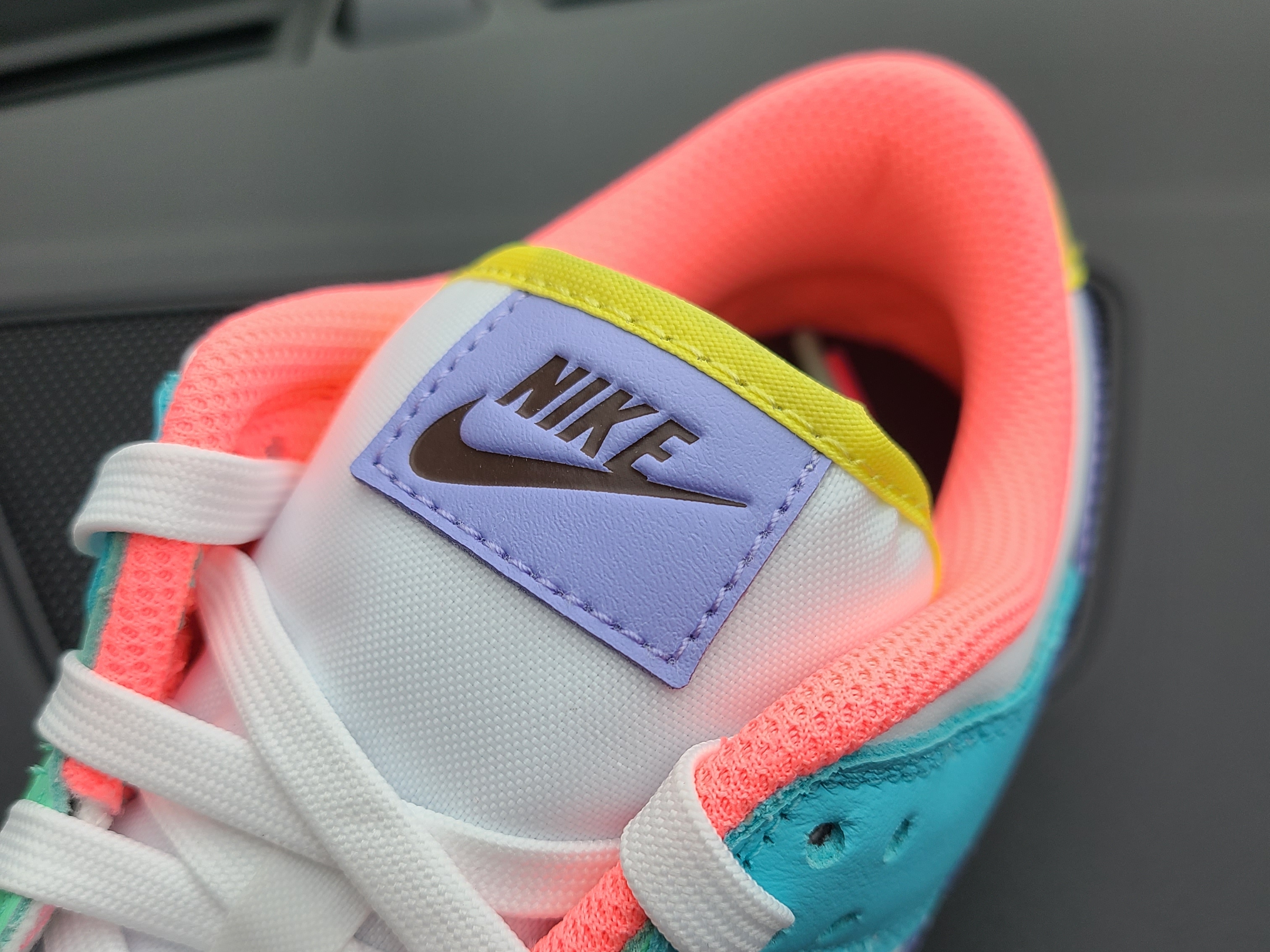(W) Nike Dunk Low SE Candy 착용 스타일 - 2