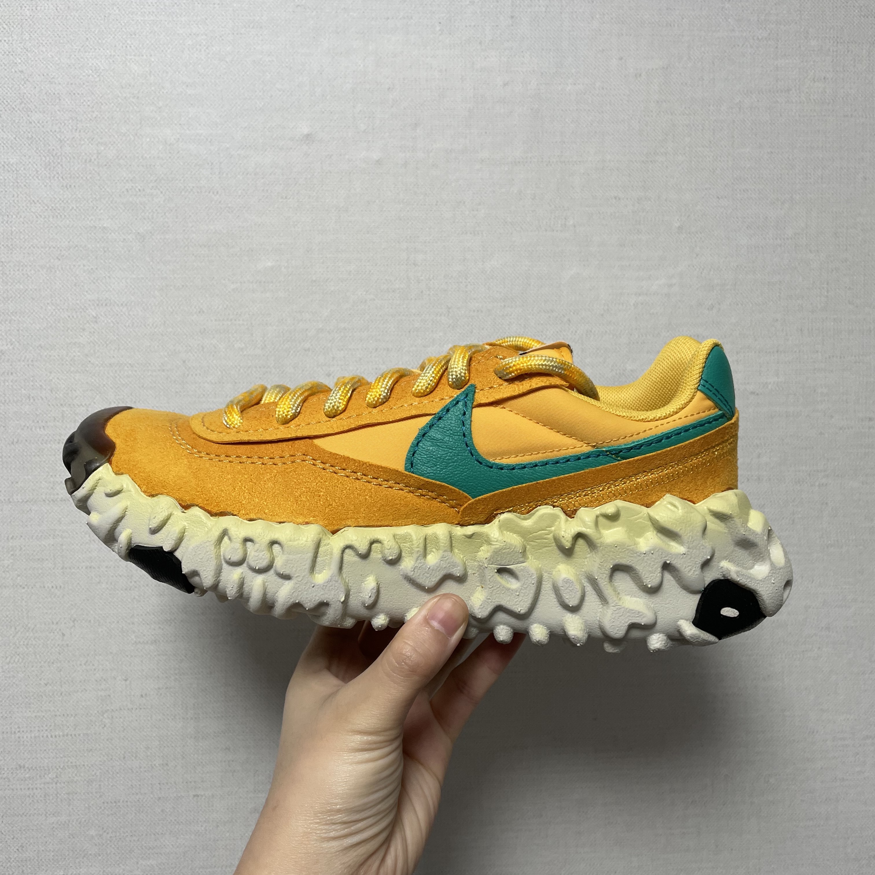 Nike Overbreak SP Khaki 착용 스타일