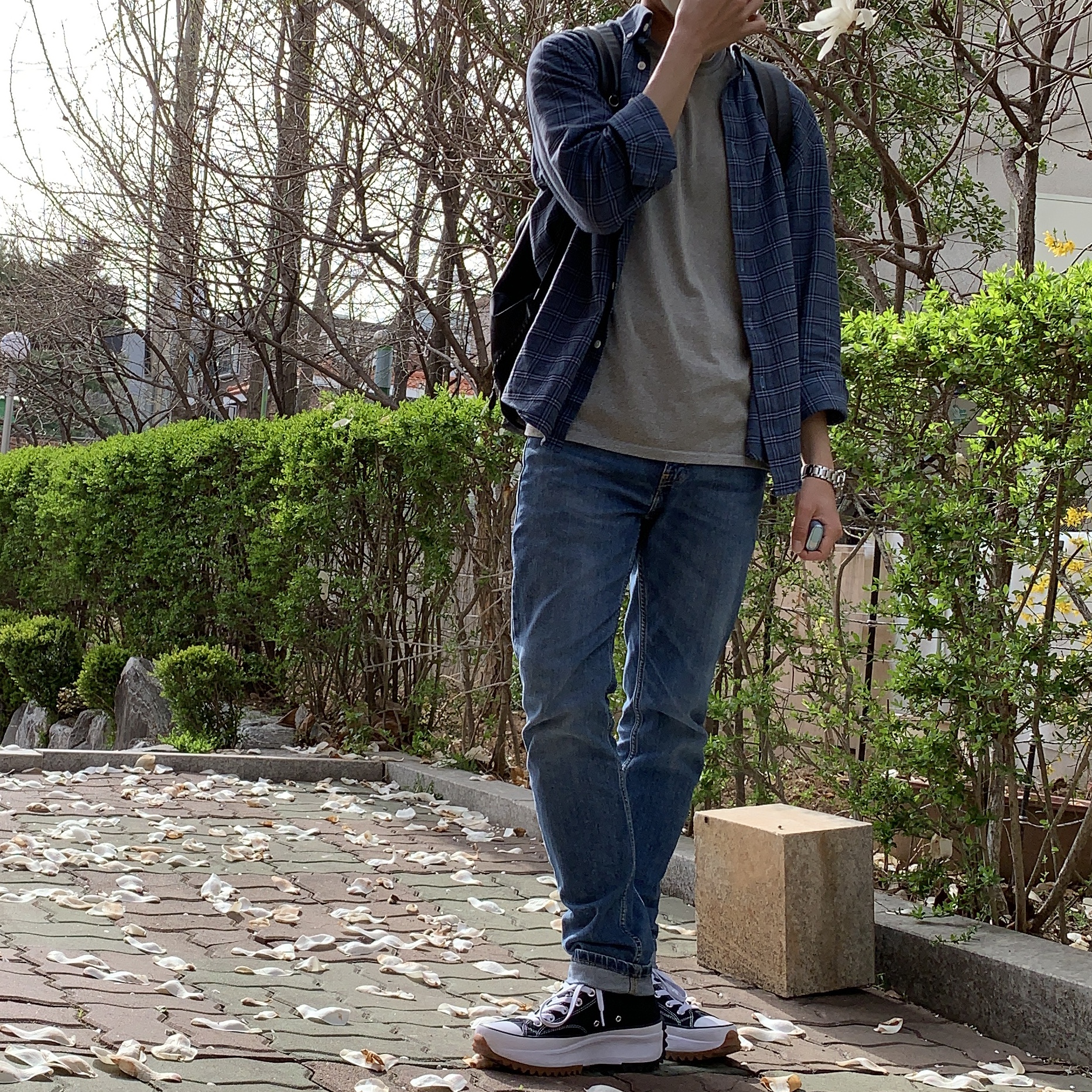 Converse Run Star Hike Hi Black White Gum 착용 스타일