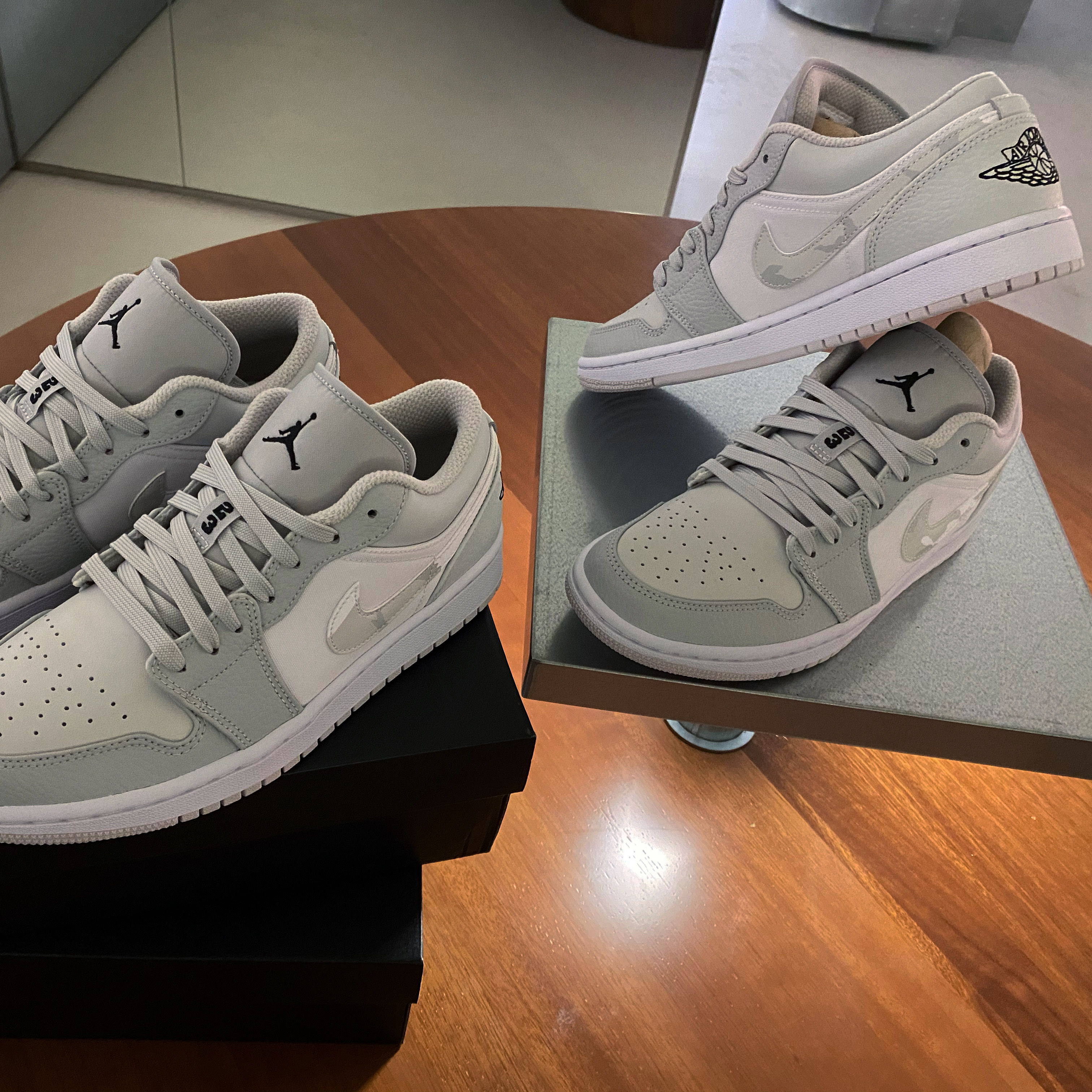 Jordan 1 Low White Camo 착용 스타일
