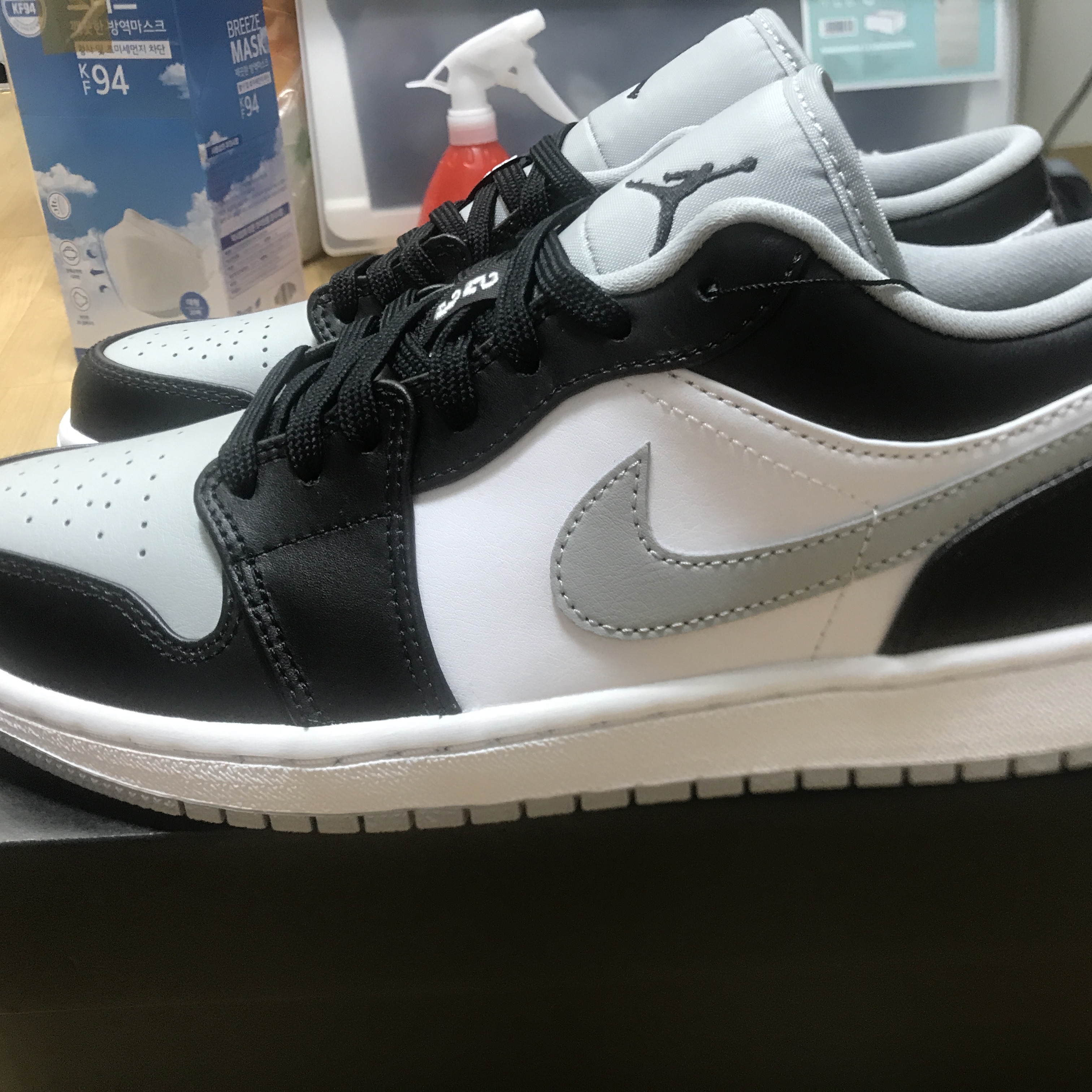 Jordan 1 Low Black Light Smoke Grey 착용 스타일 - 4