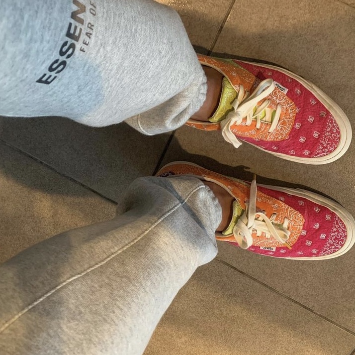Vans x Rhude Acer NI SP Bandana Neon, Essentials Sweatpants Heather Grey - 20FW 착용 스타일