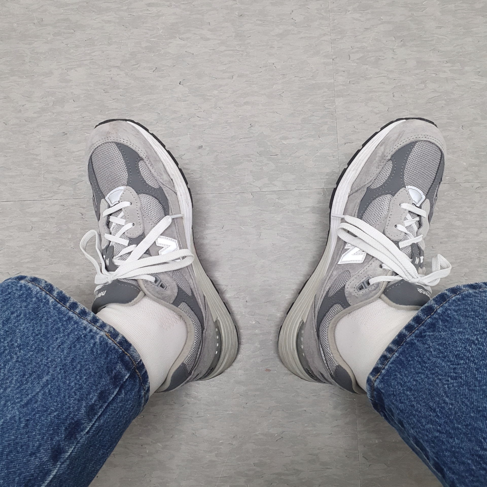 New Balance 992 Made in USA Grey - D Standard 착용 스타일 - 2