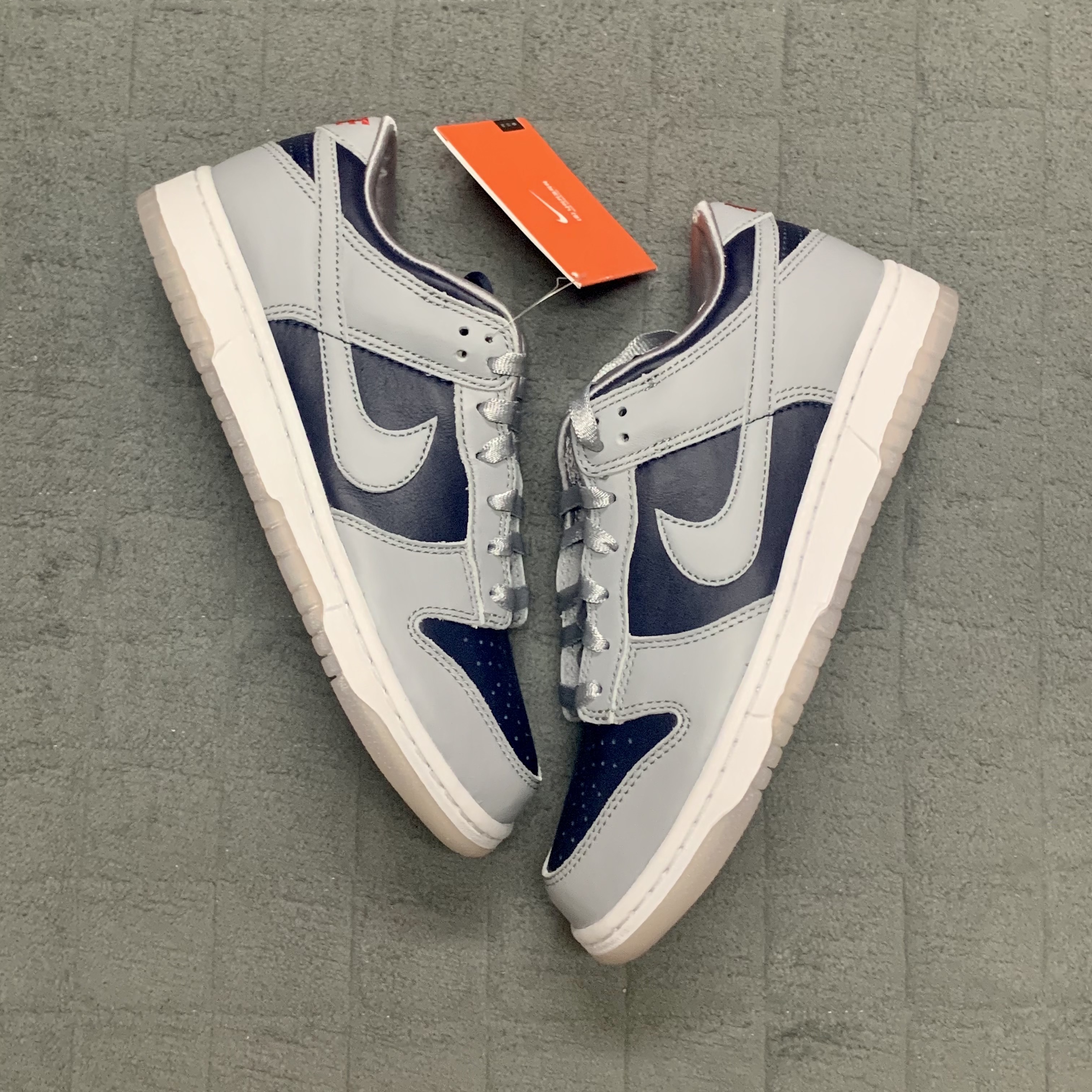 (W) Nike Dunk Low SP College Navy 착용 스타일
