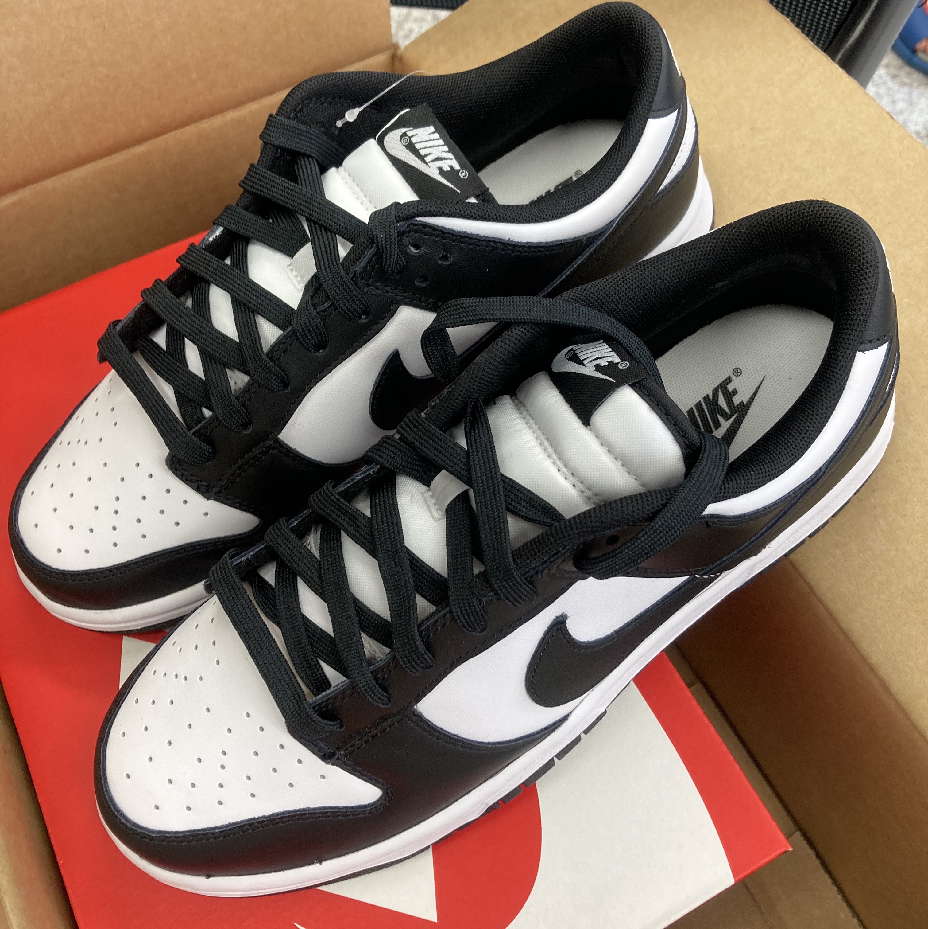 Nike Dunk Low Retro Black 착용 스타일