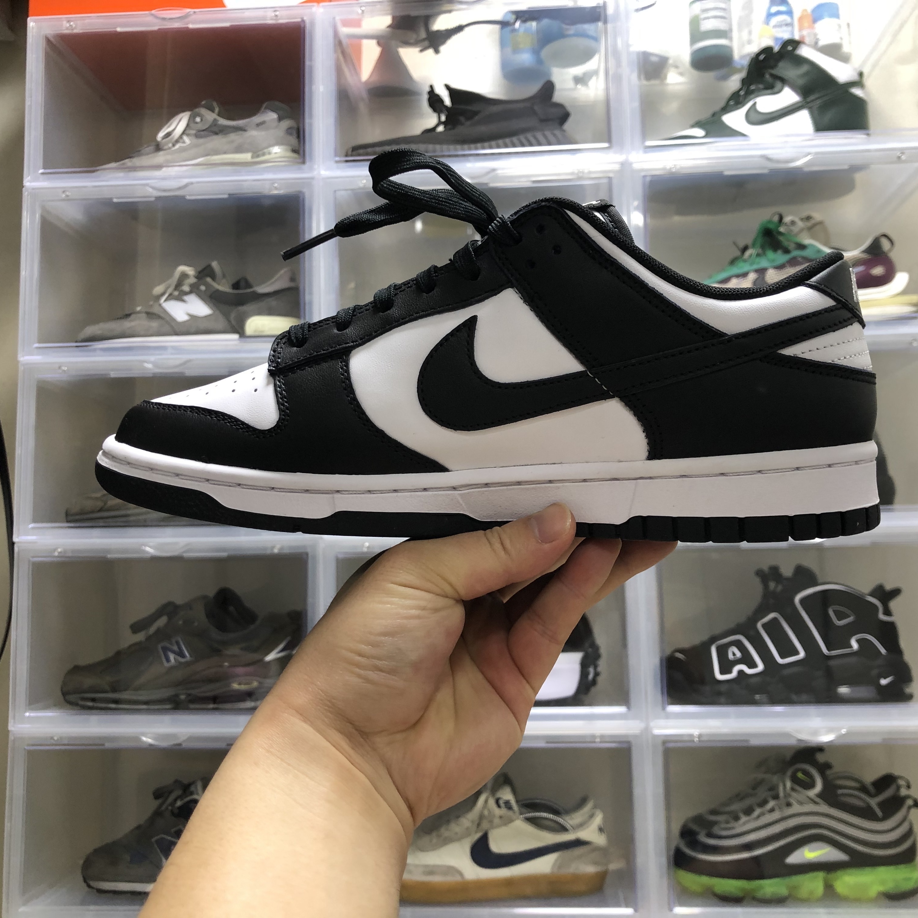 Nike Dunk Low Retro Black 착용 스타일 - 2