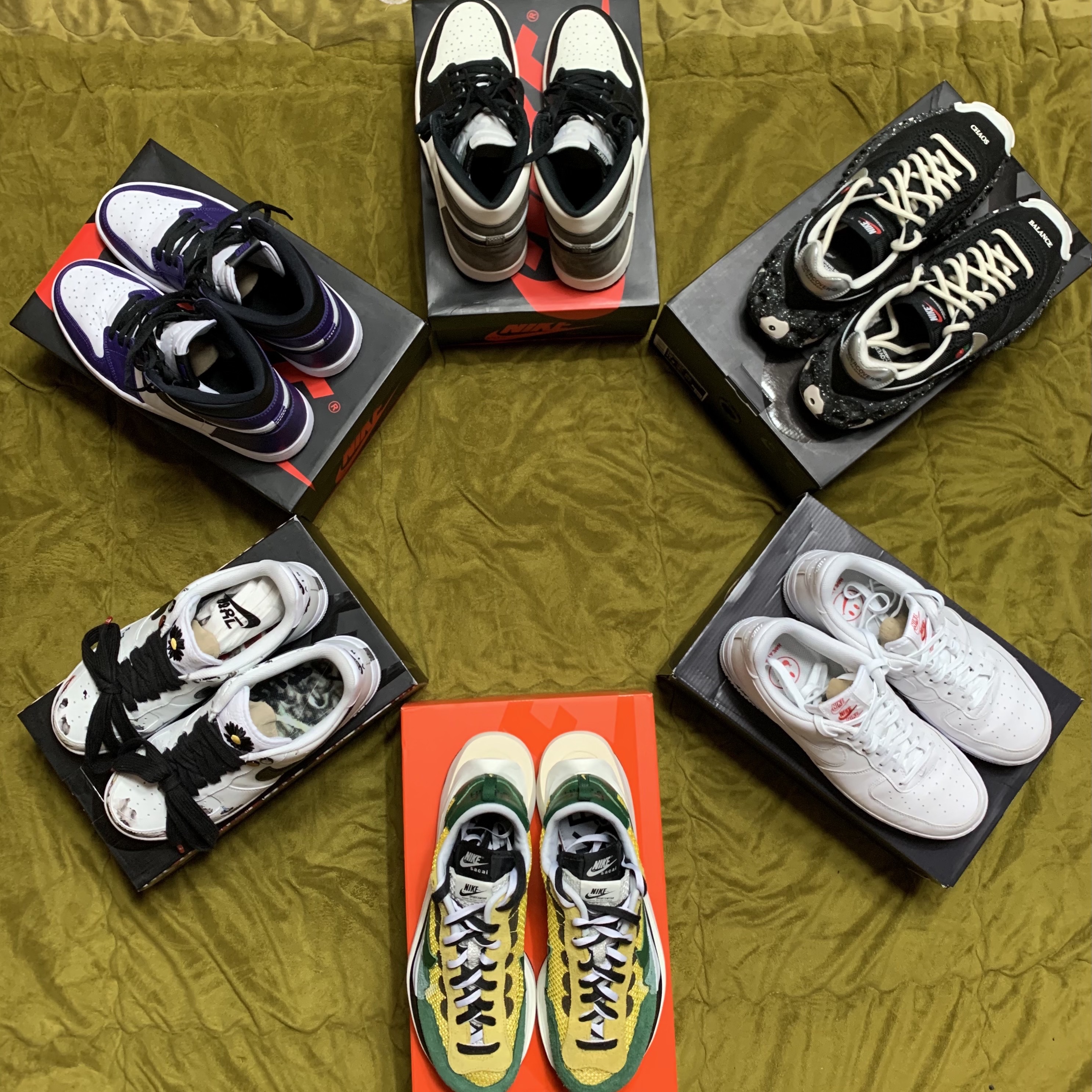 Nike x Sacai VaporWaffle Tour Yellow & Gorge Green Sail, Nike x Peaceminusone Air Force 1 Low Para-Noise 2.0 착용 스타일