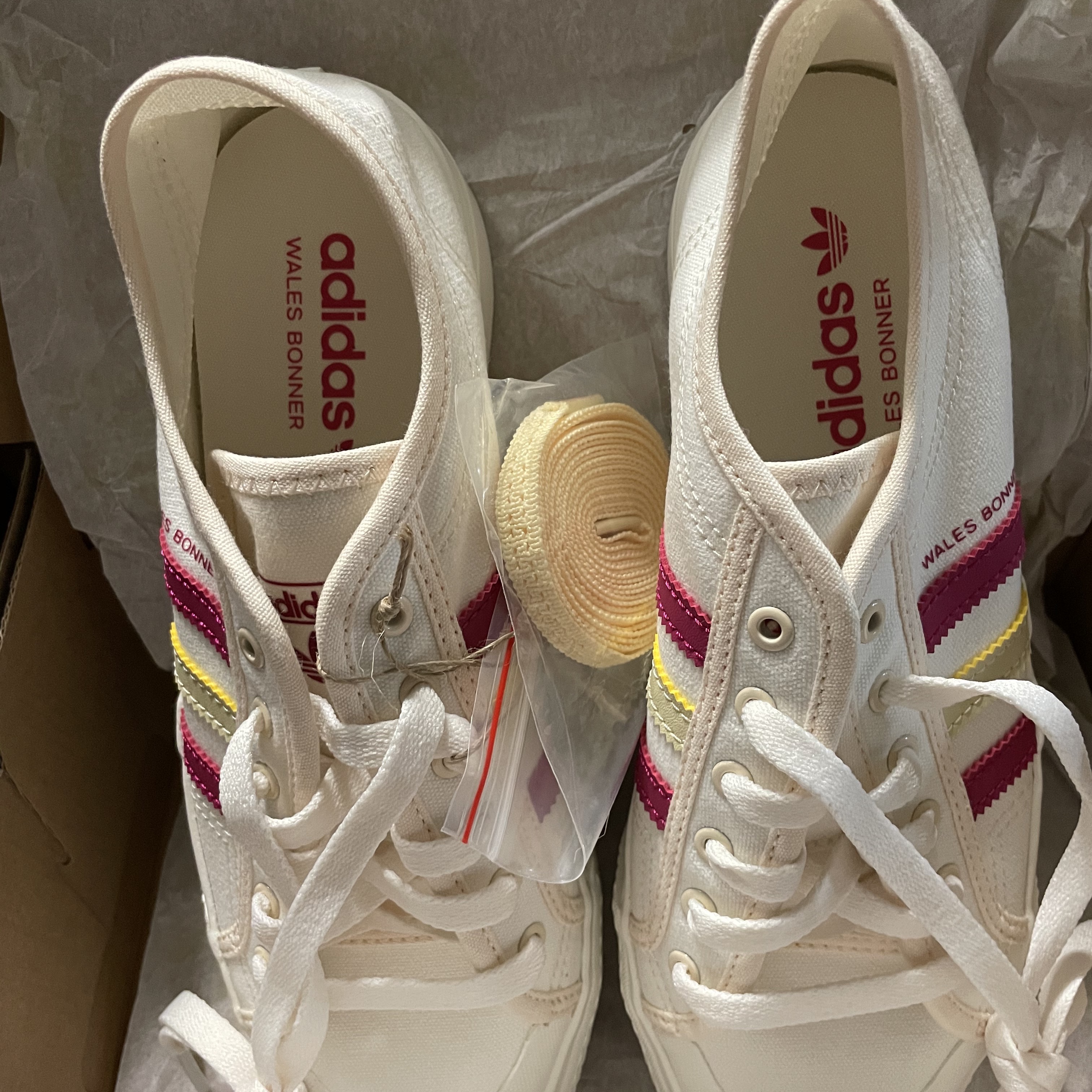 Adidas x Wales Bonner Nizza Lo Cream White 착용 스타일 - 3