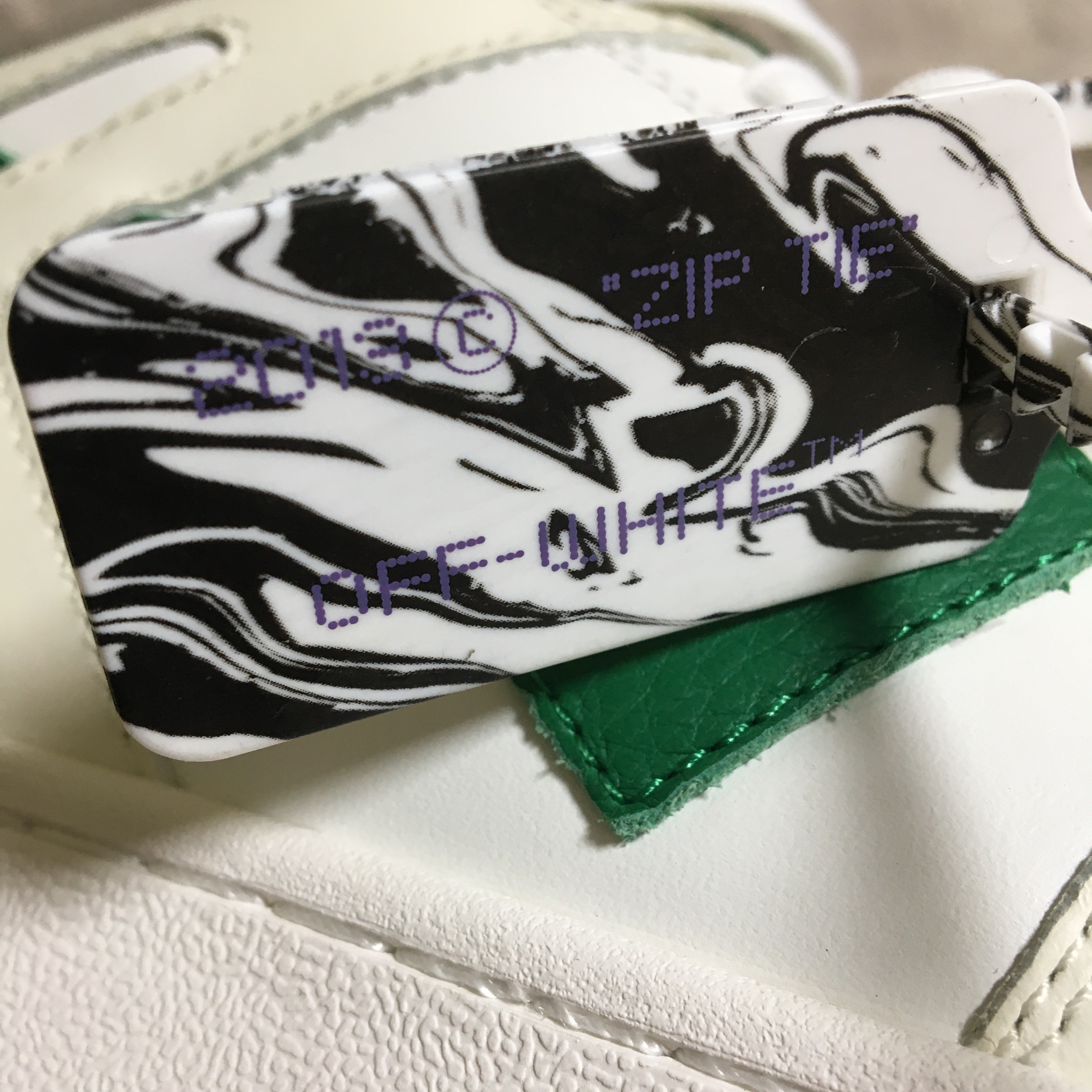 Off-White Out Of Office OOO Sneakers White Green - 21SS 착용 스타일 - 5