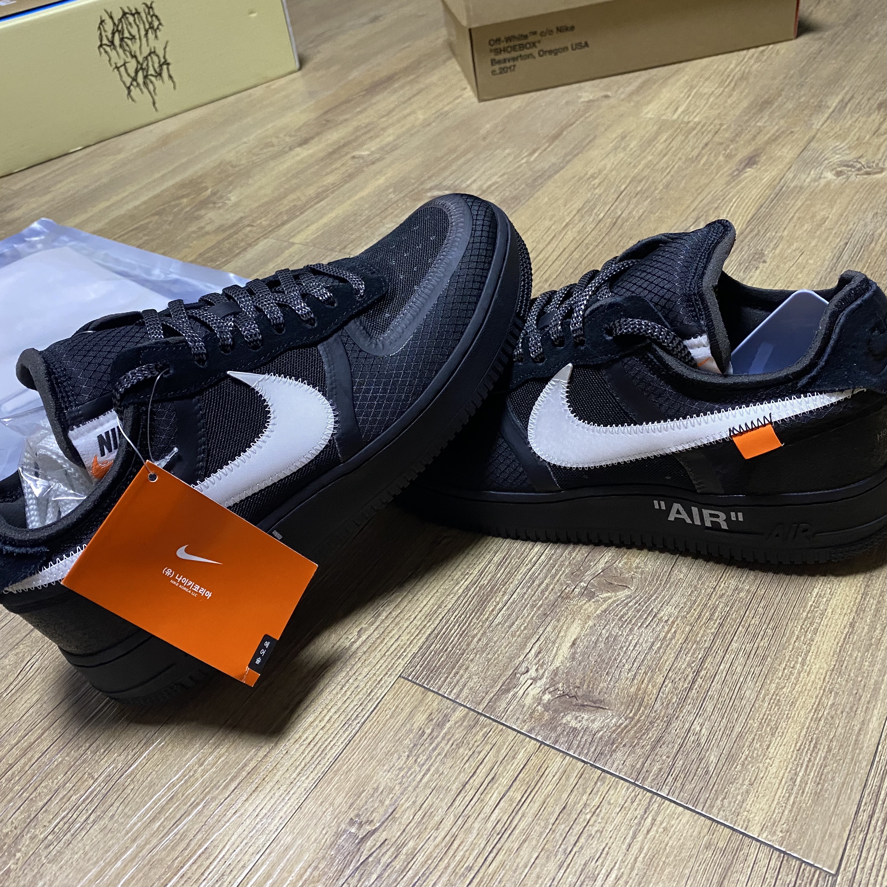 Nike x Peaceminusone Air Force 1 Low Para-Noise, Nike x Off-White Air Force 1 Low Black White 착용 스타일 - 2
