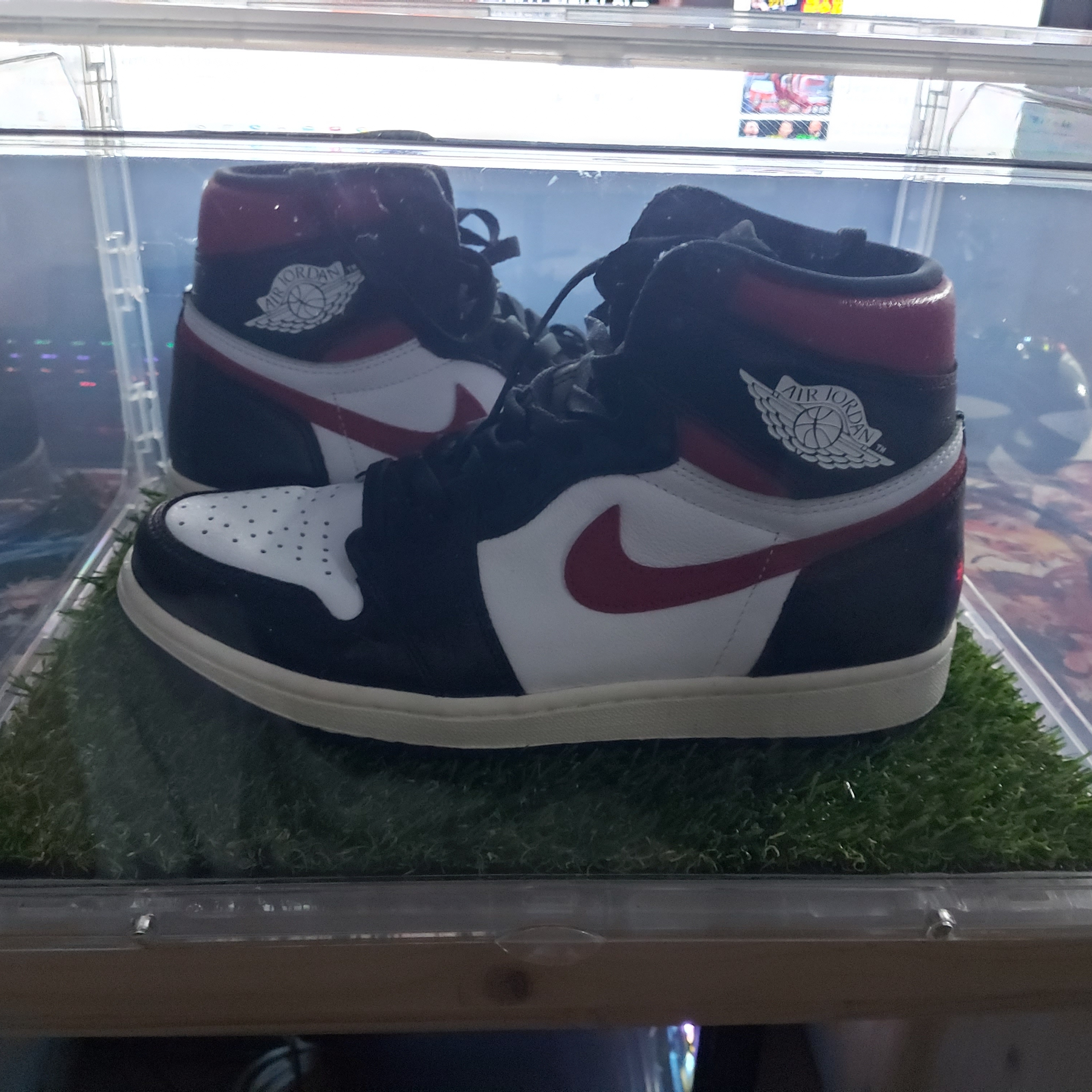Jordan 1 Retro High OG Gym Red, Nike x Sacai VaporWaffle Tour Yellow & Gorge Green Sail 착용 스타일 - 2