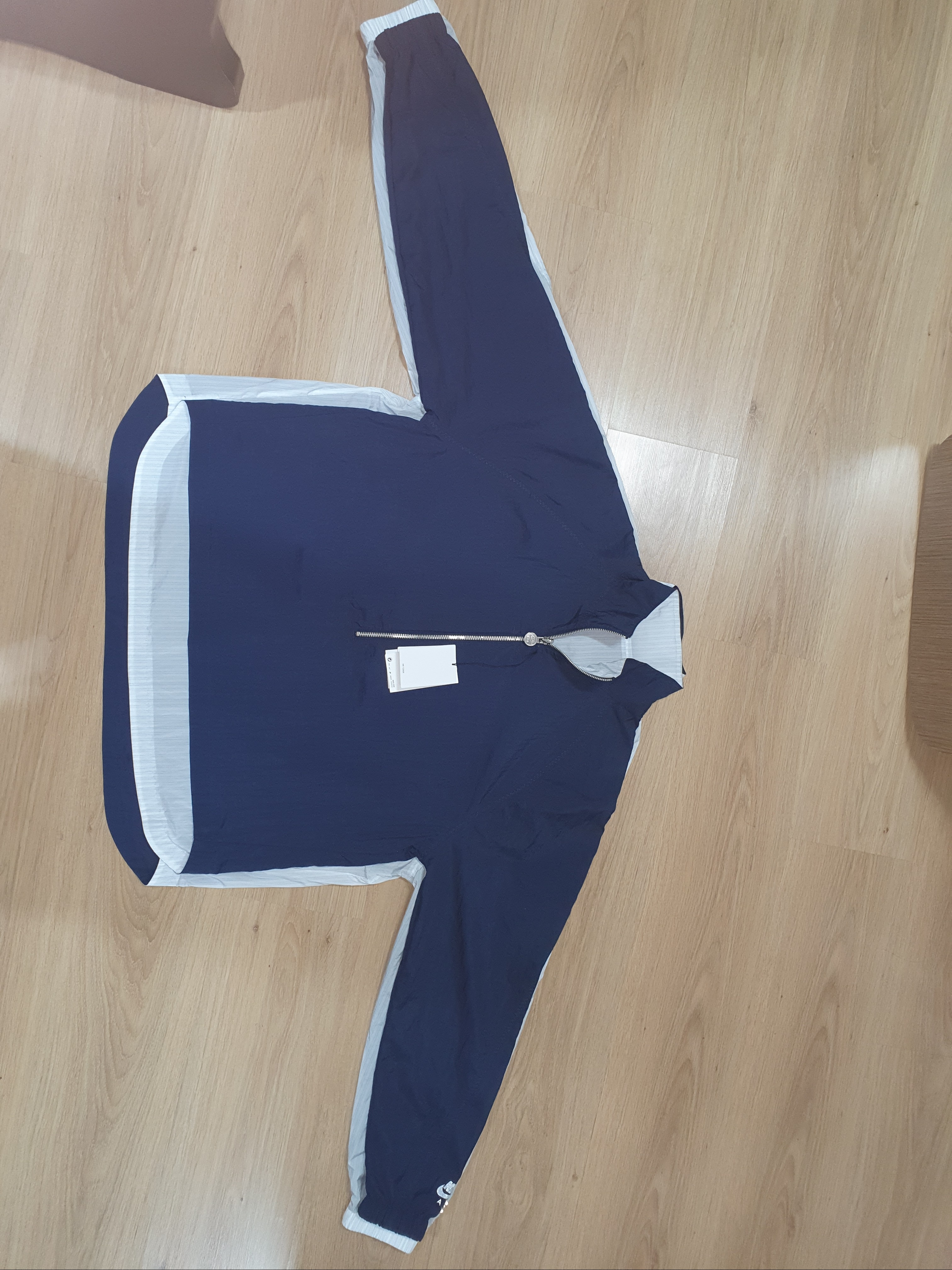 Nike x Kim Jones Reversible Wind Breaker Navy - Asia, Nike x Kim Jones Reversible Wind Breaker Navy - US/EU 착용 스타일