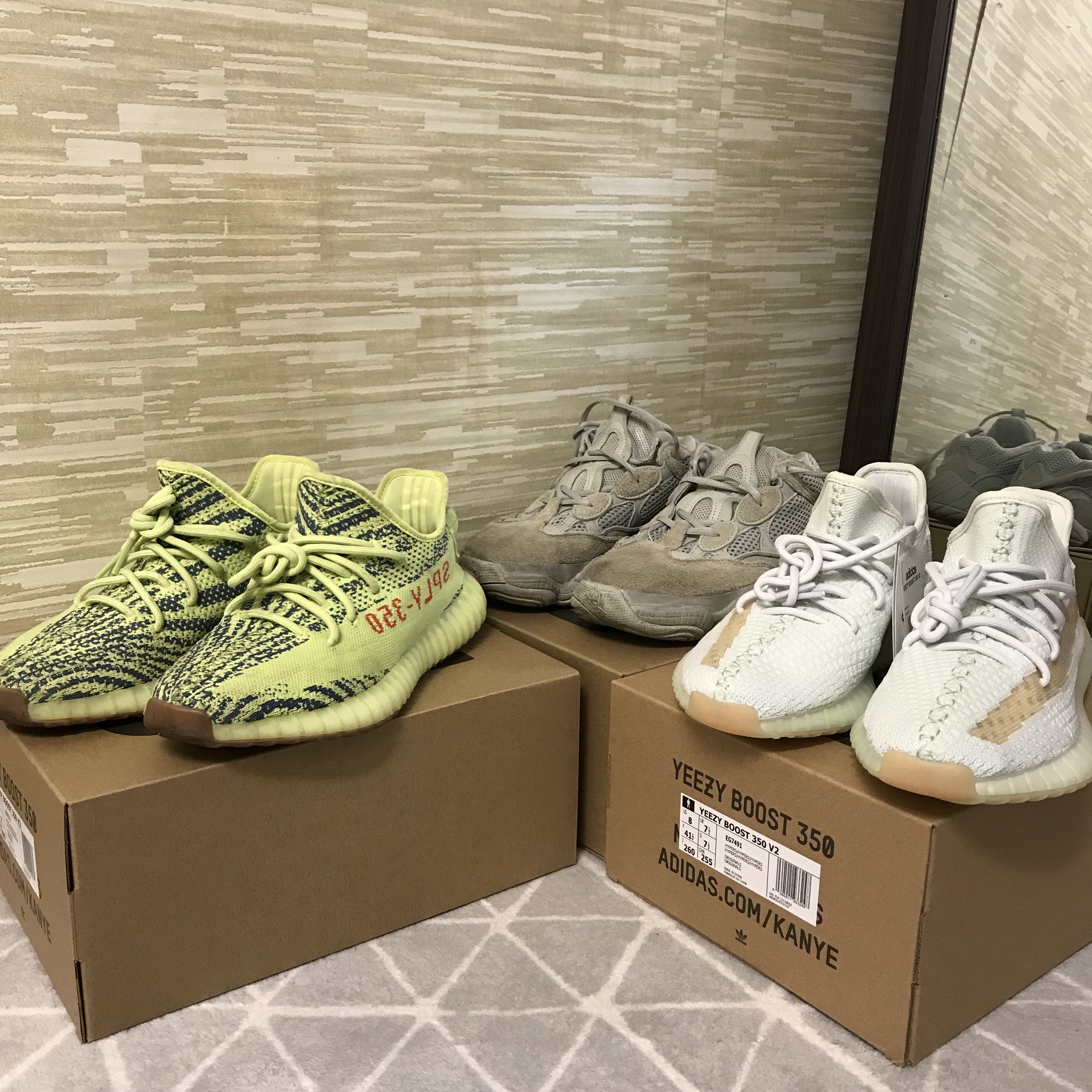 Adidas Yeezy Boost 350 V2 Semi Frozen Yellow, Adidas Yeezy Boost 350 V2 Hyperspace 착용 스타일