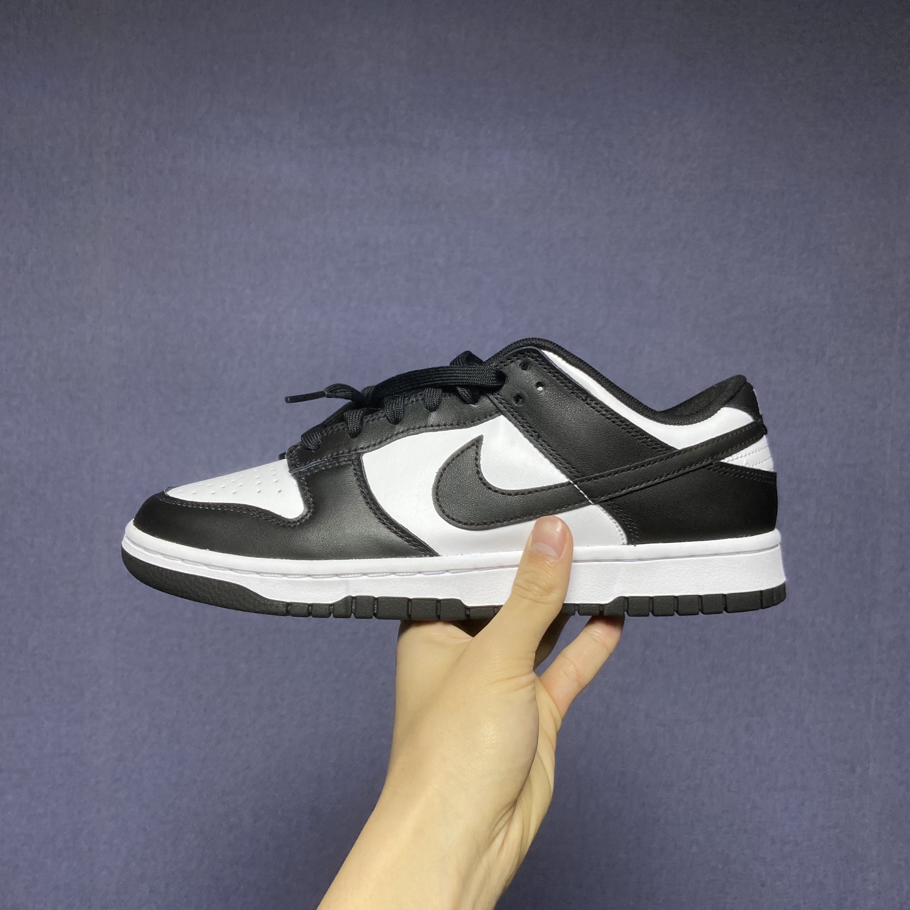 Nike Dunk Low Retro Black 착용 스타일