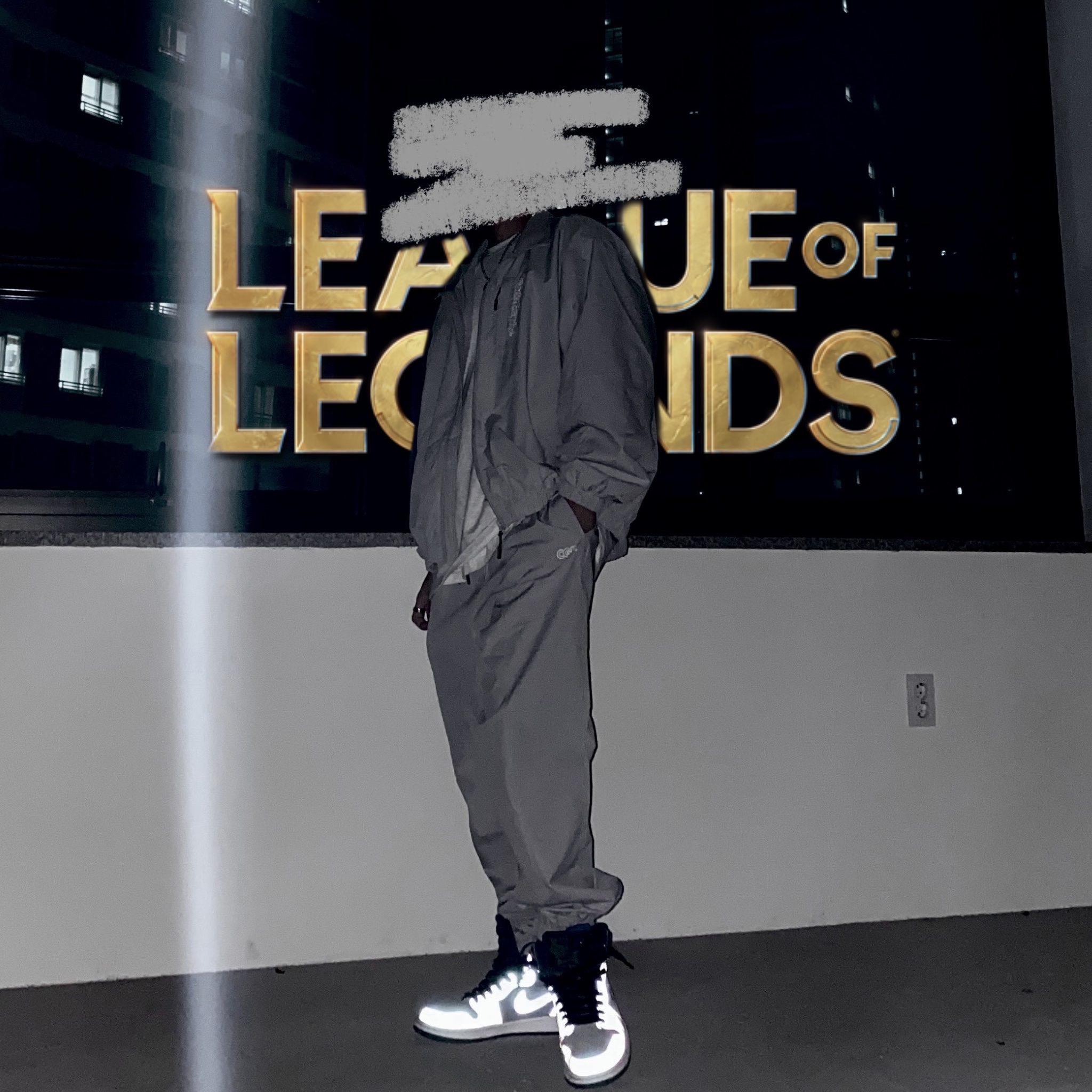 Jordan 1 x League of Legends Zoom Air CMFT Esports 착용 스타일