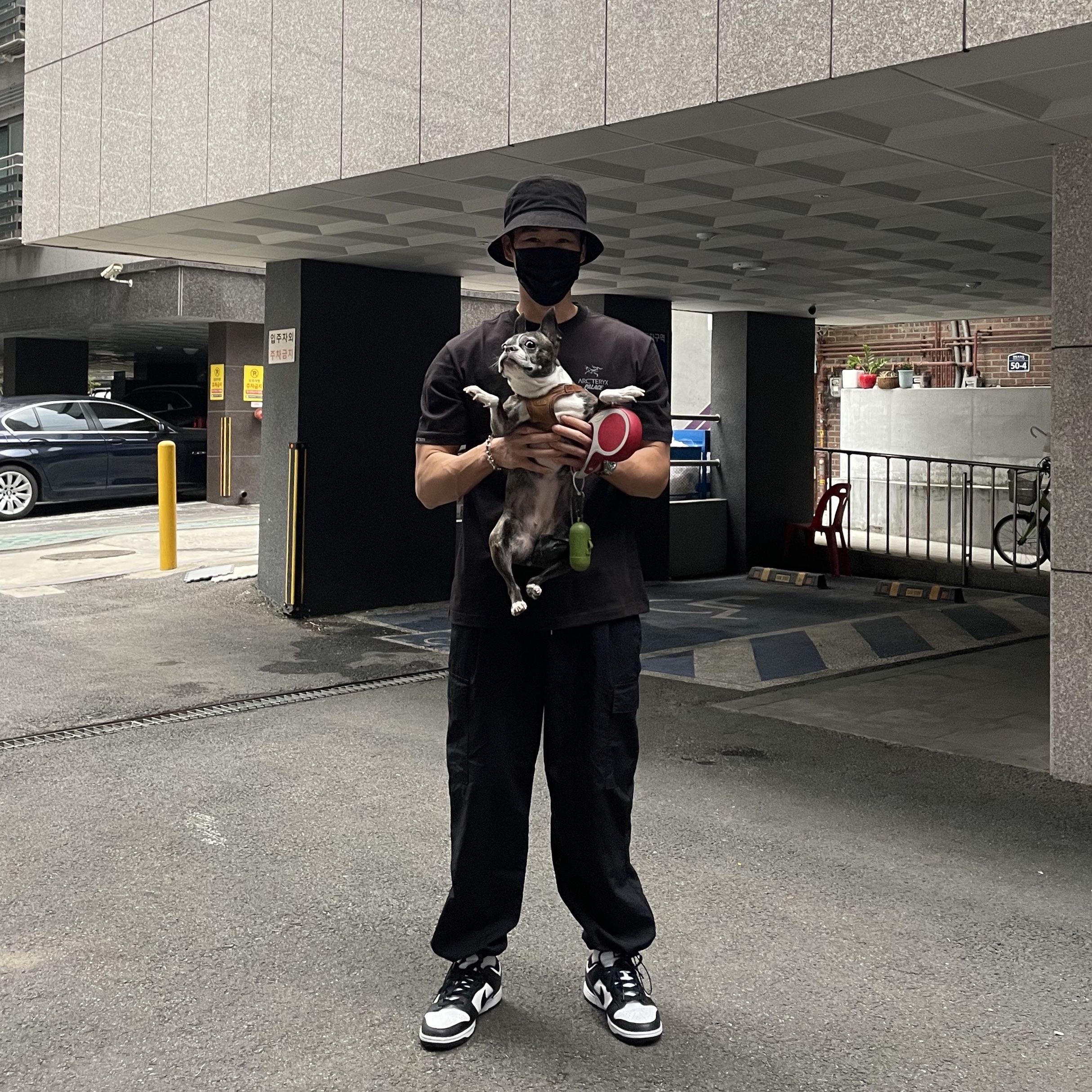 Nike Dunk Low Retro Black, Palace x Arc'teryx T-Shirt Black - 20FW 착용 스타일