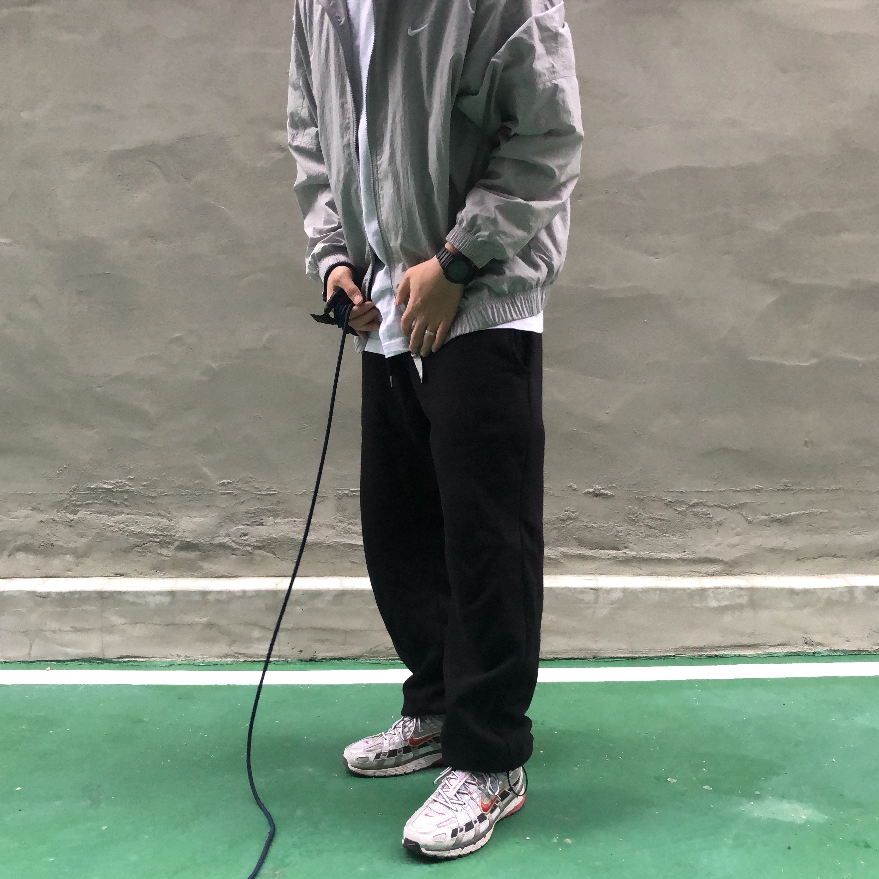 (W) Nike P-6000 Metallic Silver Red, Nike M NRG Track Jacket Grey 착용 스타일 - 1