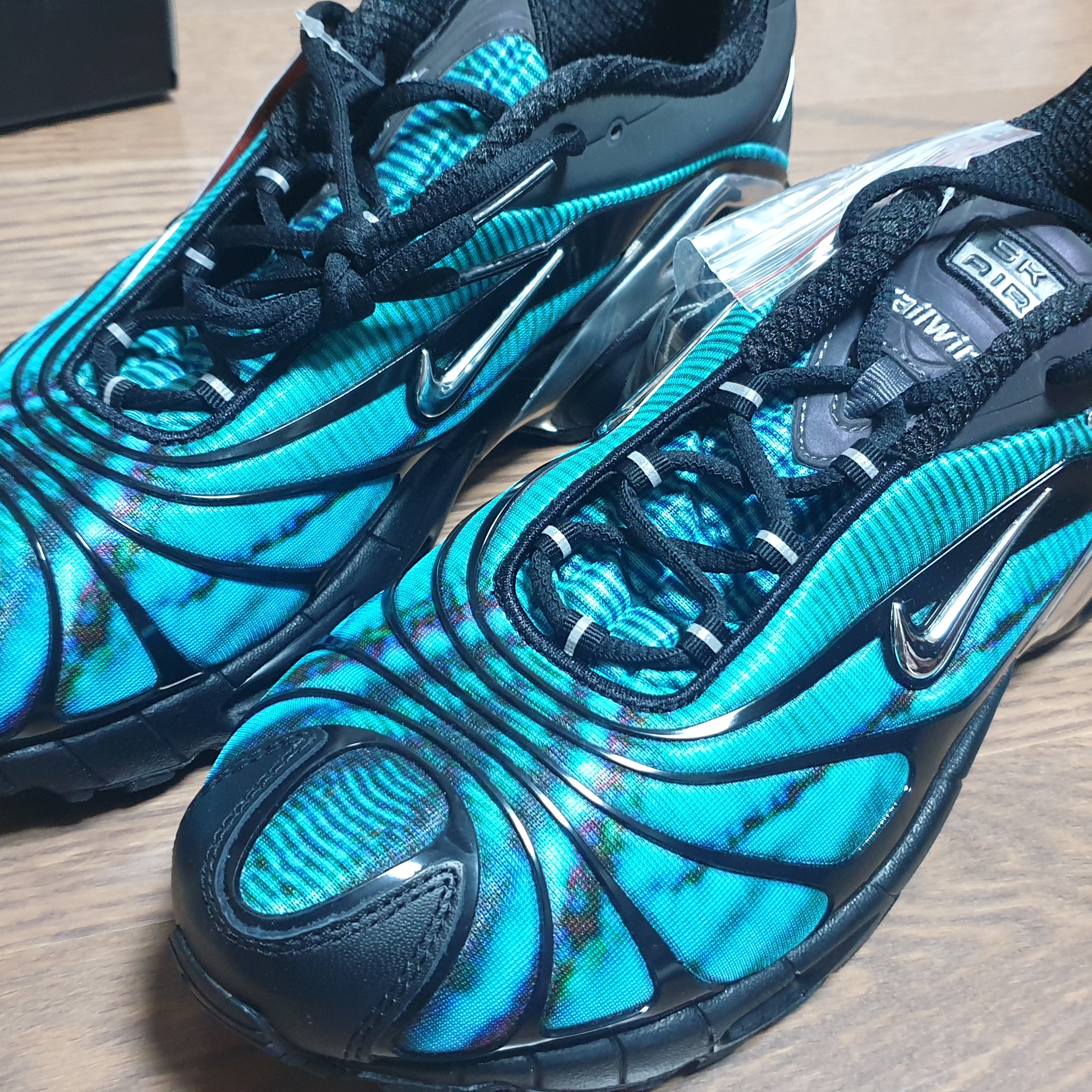Nike x Skepta Air Max Tailwind 5 Chrome Blue 착용 스타일 - 1