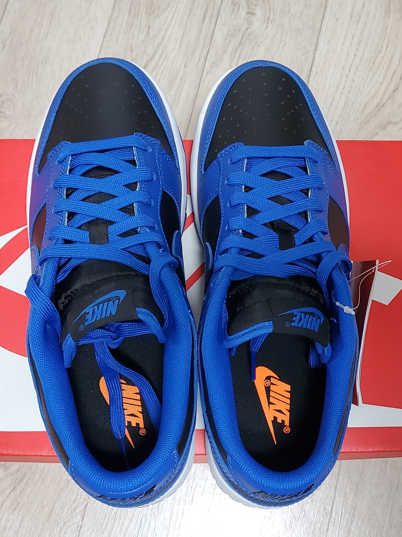 Nike Dunk Low Retro Hyper Cobalt 착용 스타일