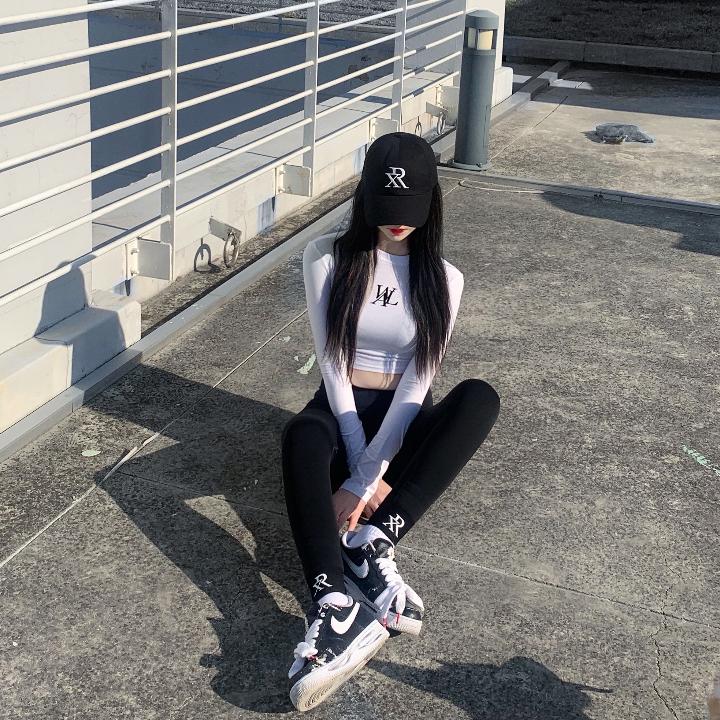 Nike x Peaceminusone Air Force 1 Low Para-Noise 착용 스타일