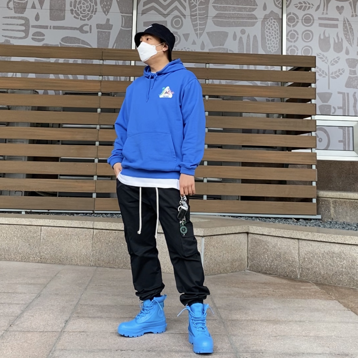Palace JCDC2 Hood Blue - 20SS, Nike Futura Corduroy Bucket Black 착용 스타일 - 2