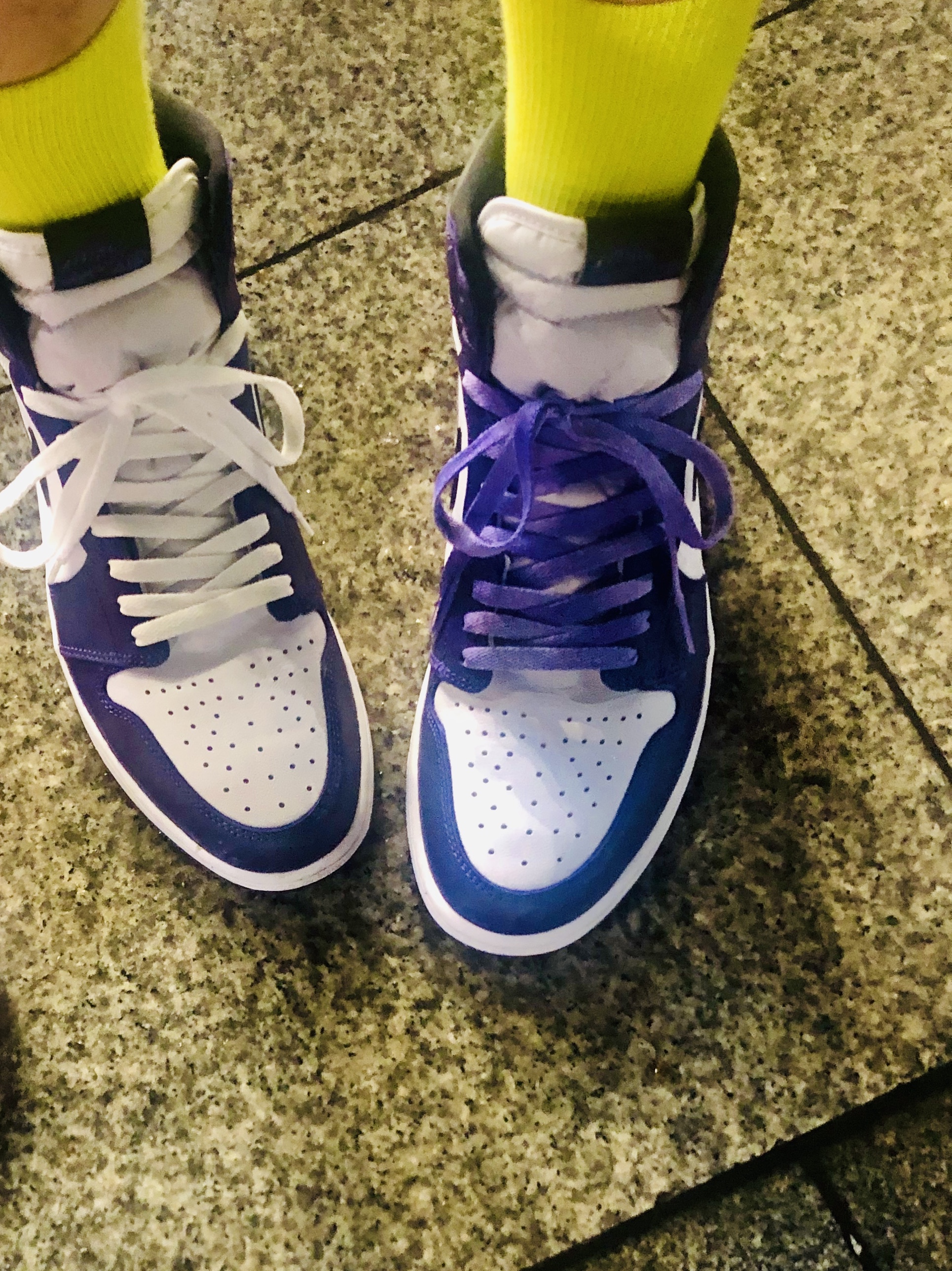 Jordan 1 Retro High OG Court Purple 2020 착용 스타일 - 4