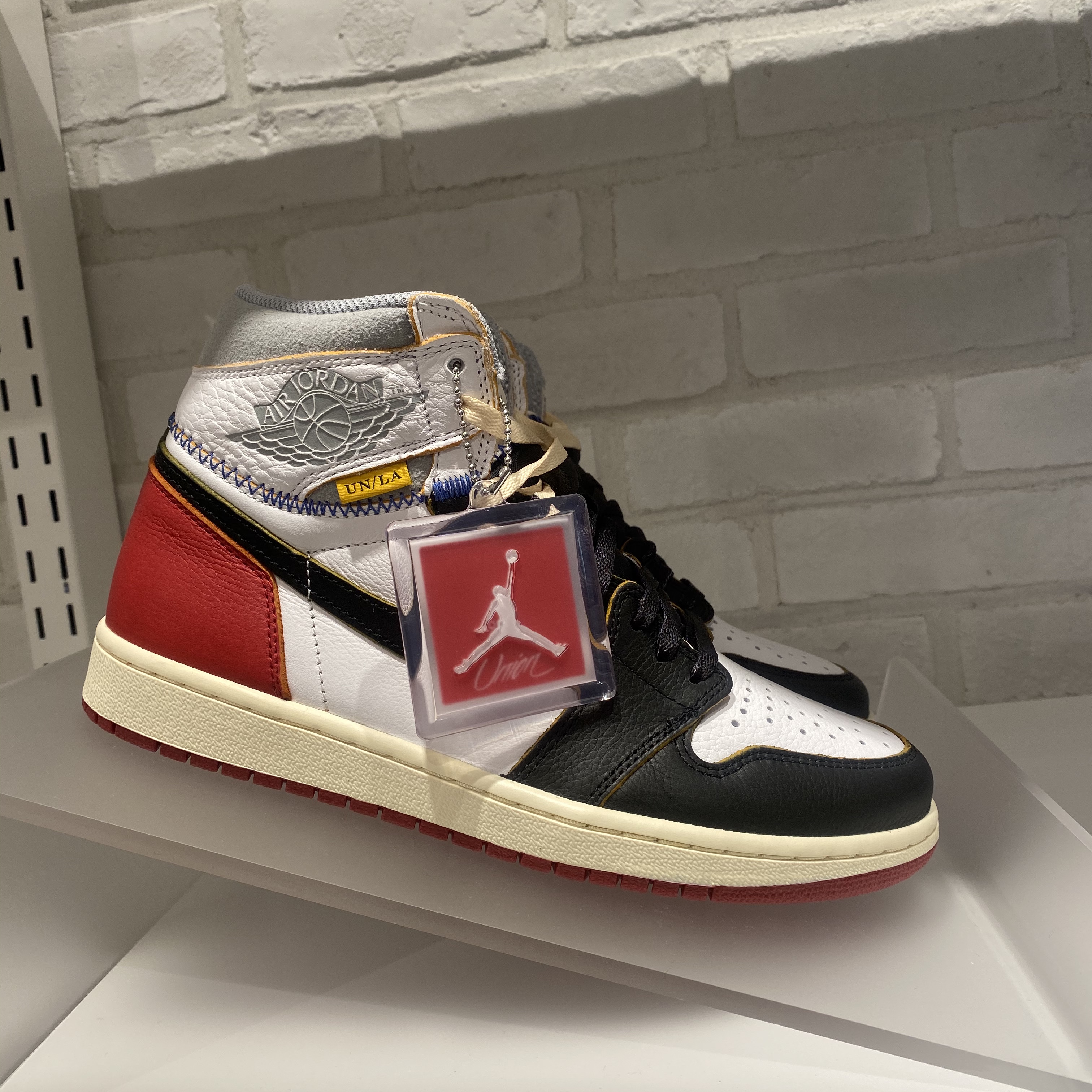 Jordan 1 x Union Retro High Black Toe 착용 스타일 - 2