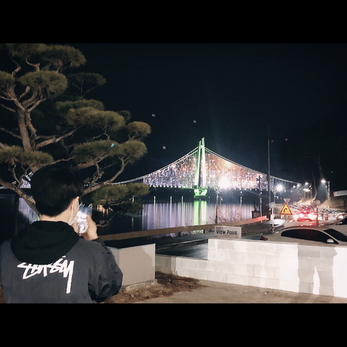 Nike x Stussy Windrunner Jacket Off Noir 착용 스타일