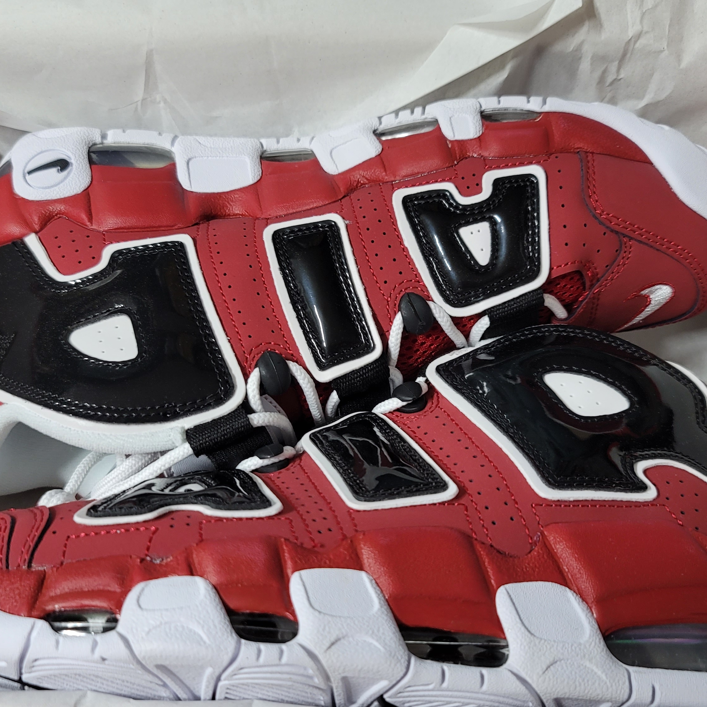 Nike Air More Uptempo 96 Bulls 2021 착용 스타일 - 2