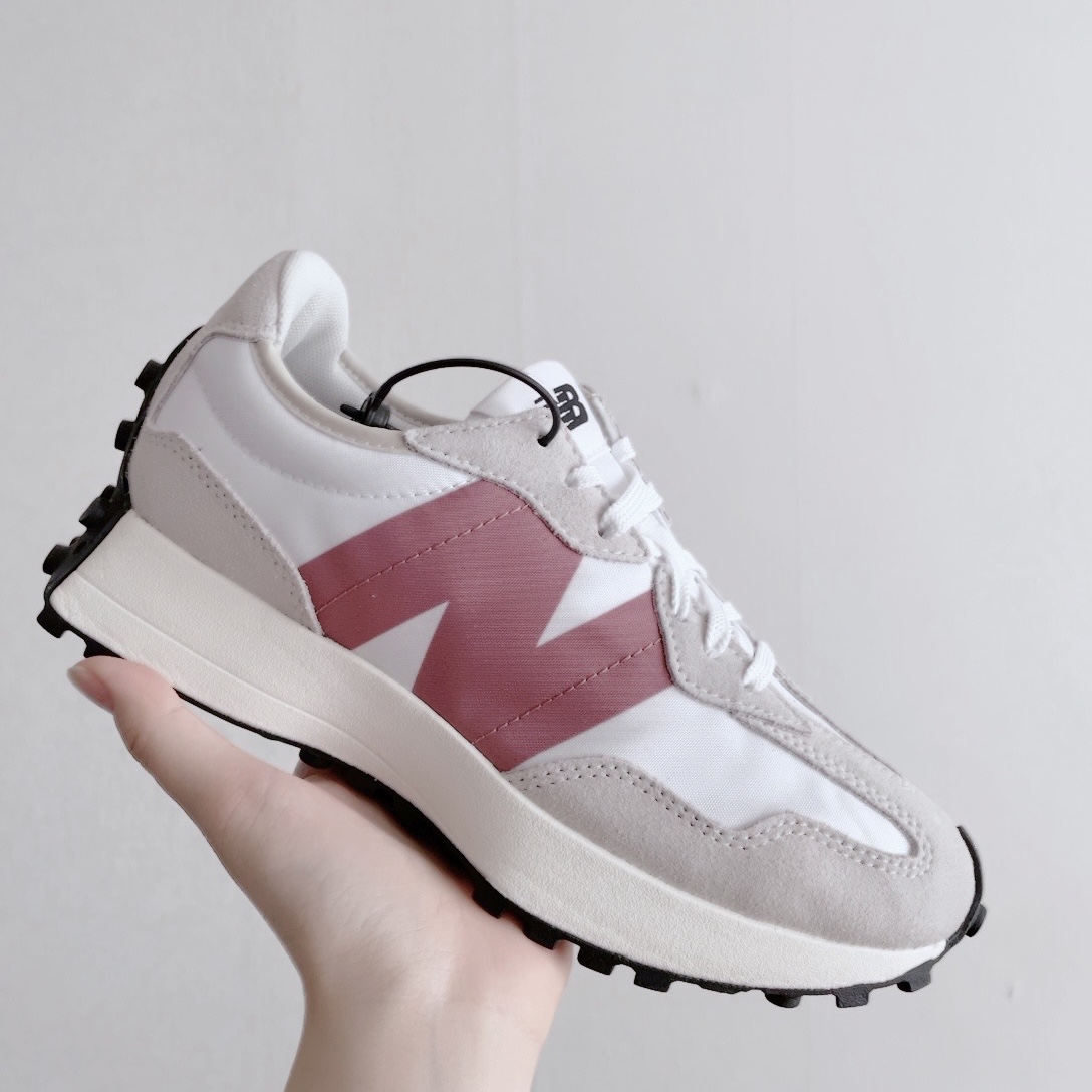 (W) New Balance 327 Gray Rose 착용 스타일