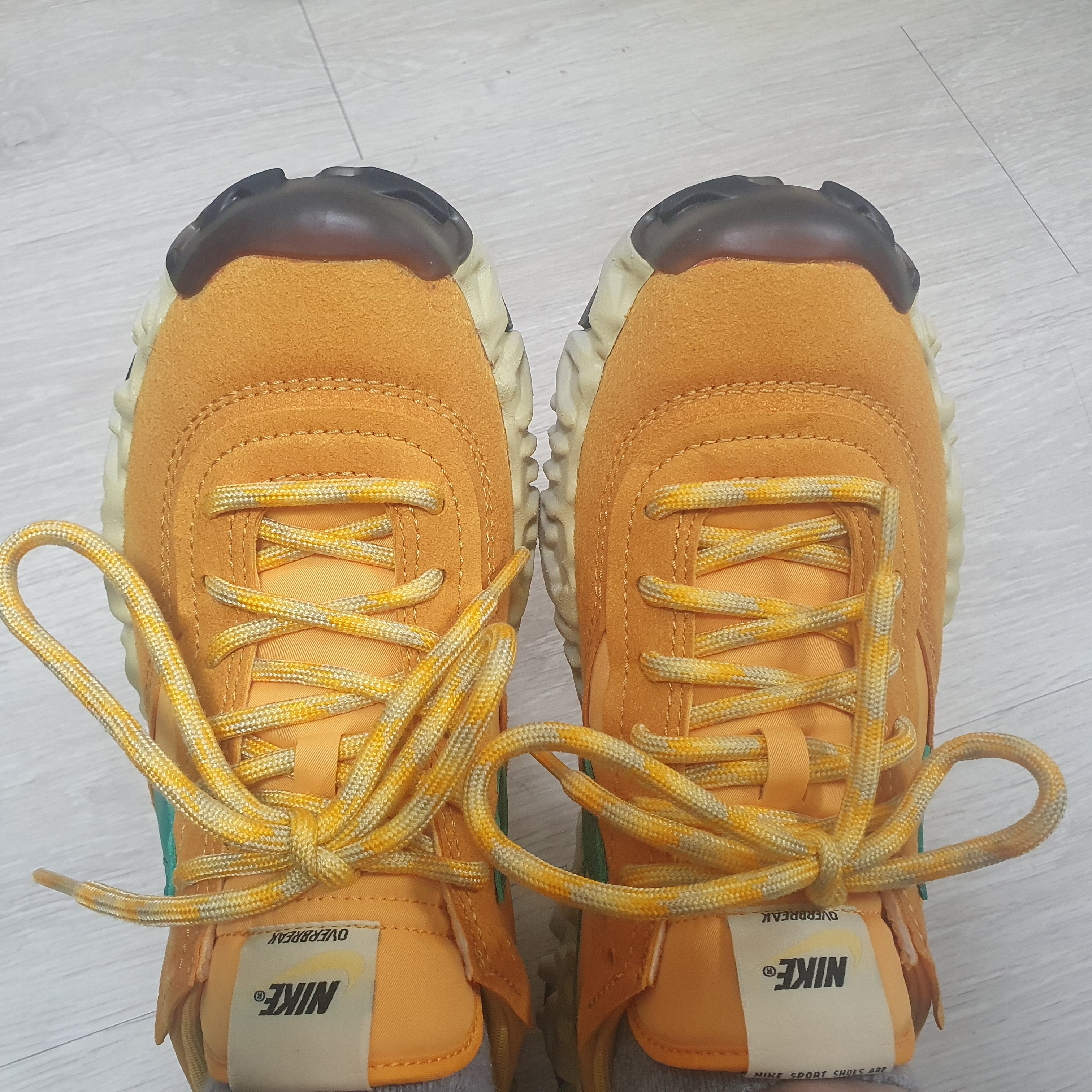 Nike Overbreak SP Khaki 착용 스타일 - 3