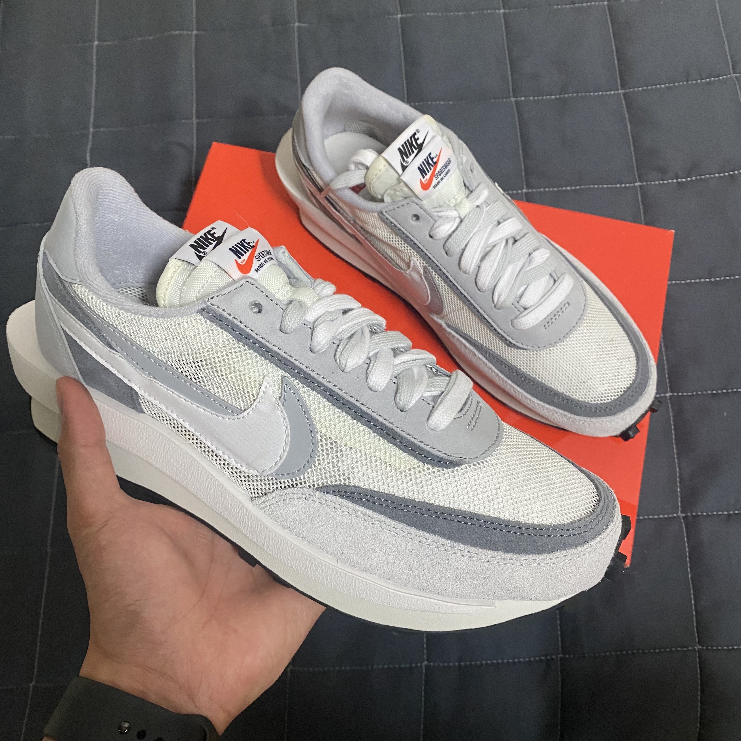 Nike x Sacai LDWaffle Summit White 착용 스타일