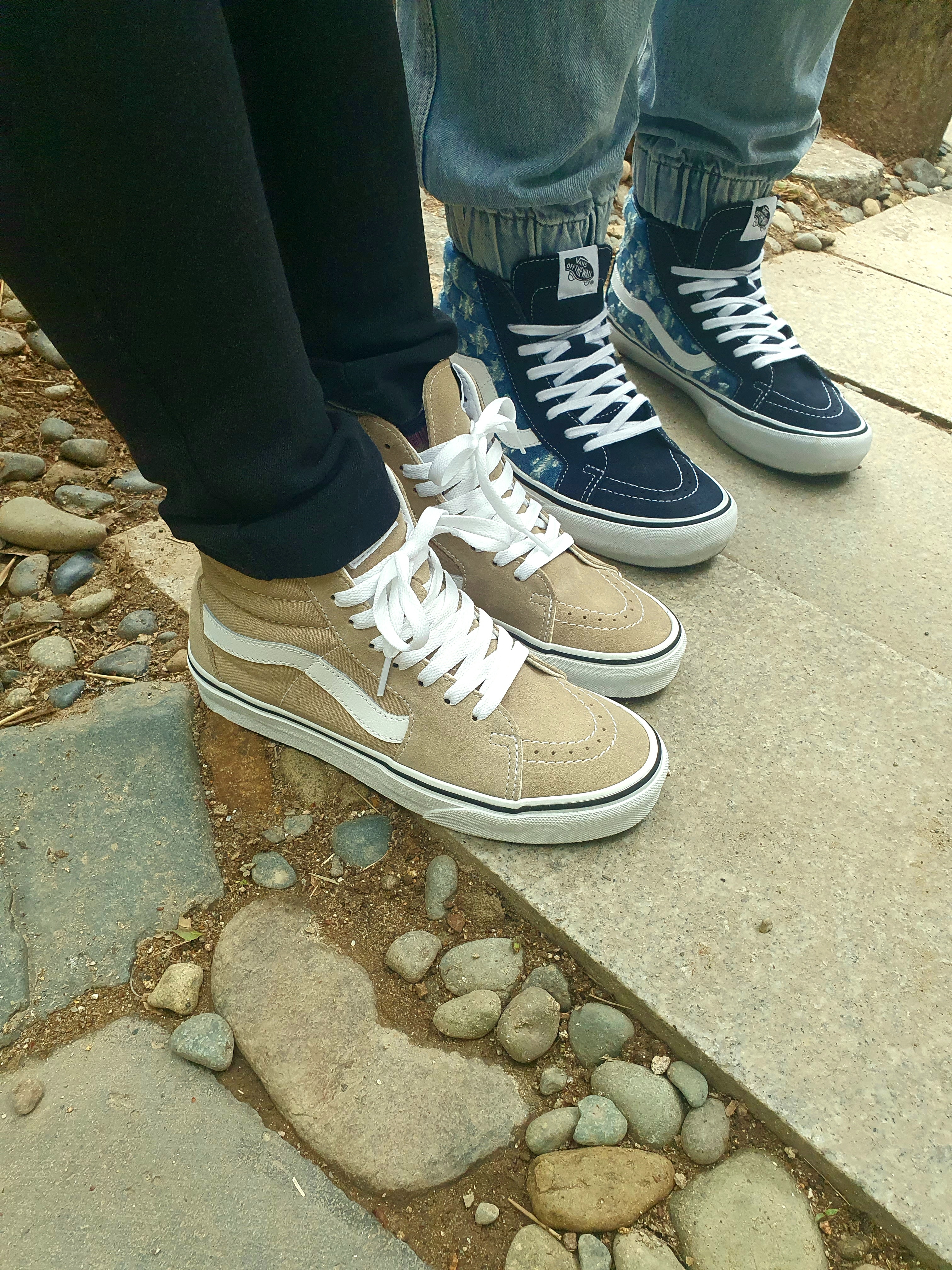 Vans x Supreme Sk8-Hi Hole Punch Denim Blue, Vans Vault Sk8-Hi Reissue VLT LX Marmo 착용 스타일 - 2