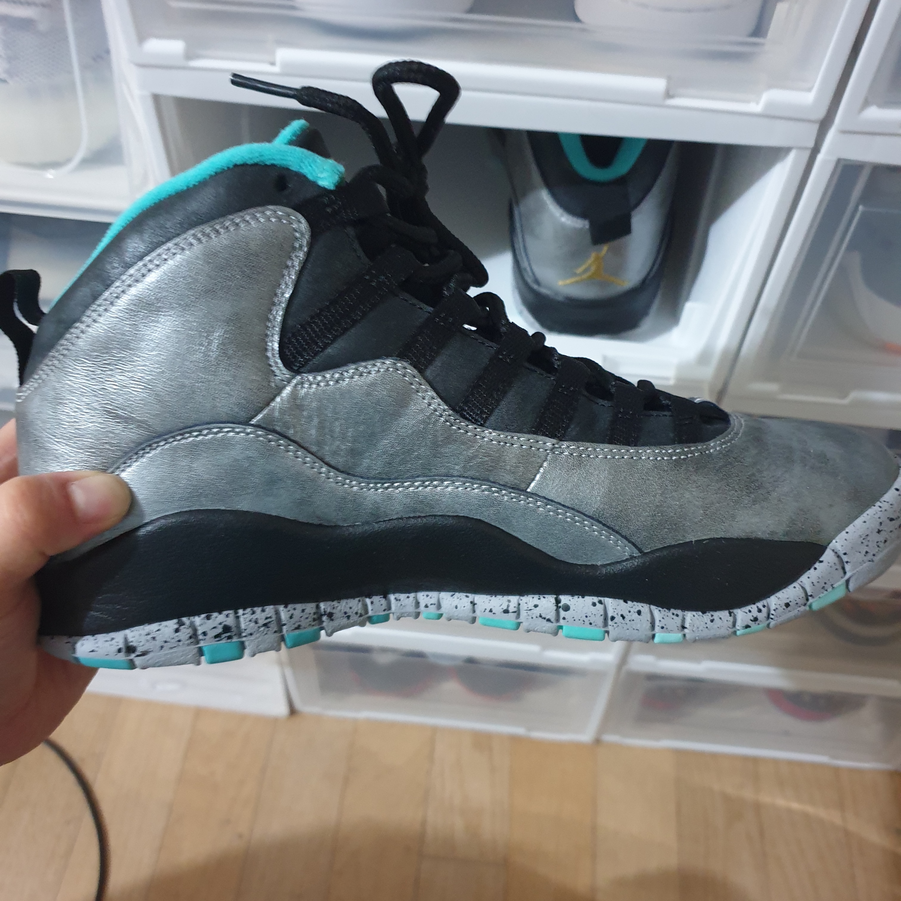 Jordan 10 Retro Lady of Liberty 착용 스타일 - 2