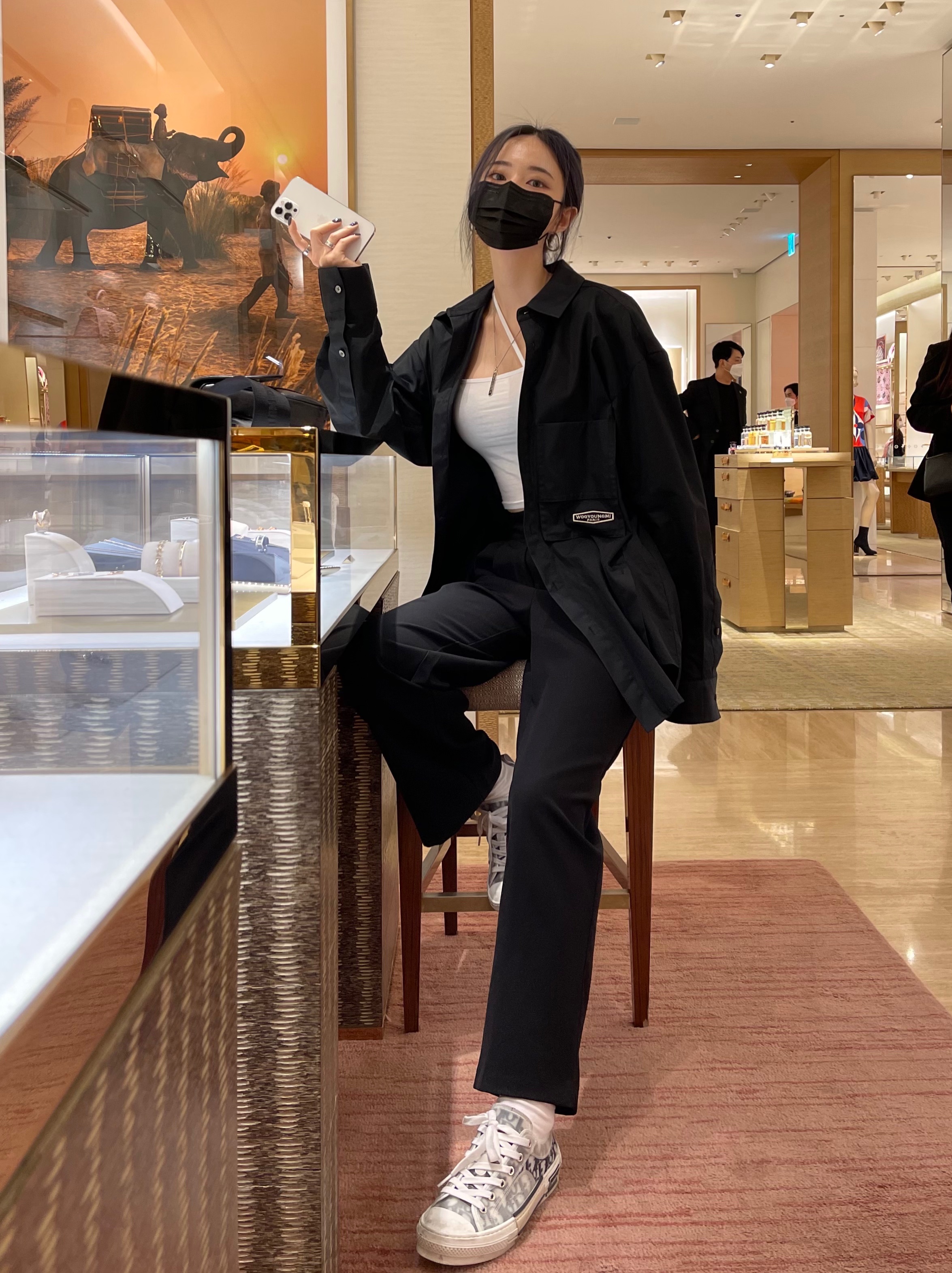 Dior B23 Low Dior Oblique White & Black 착용 스타일