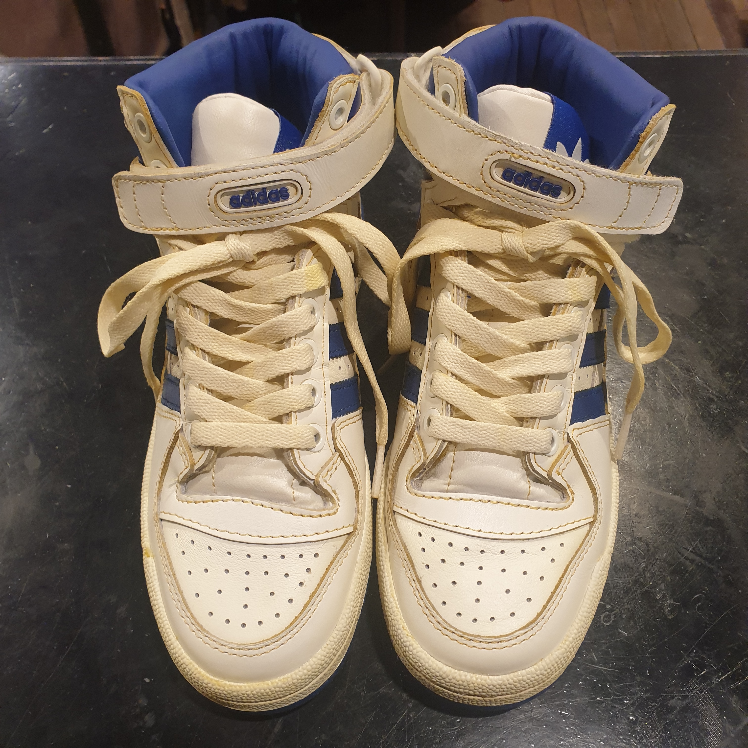 Adidas OG Forum 84 High Blue Thread 착용 스타일 - 2
