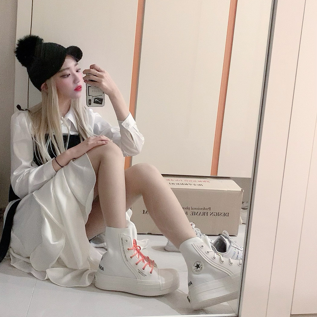 Converse x Ambush Chuck 70 Hi White 착용 스타일