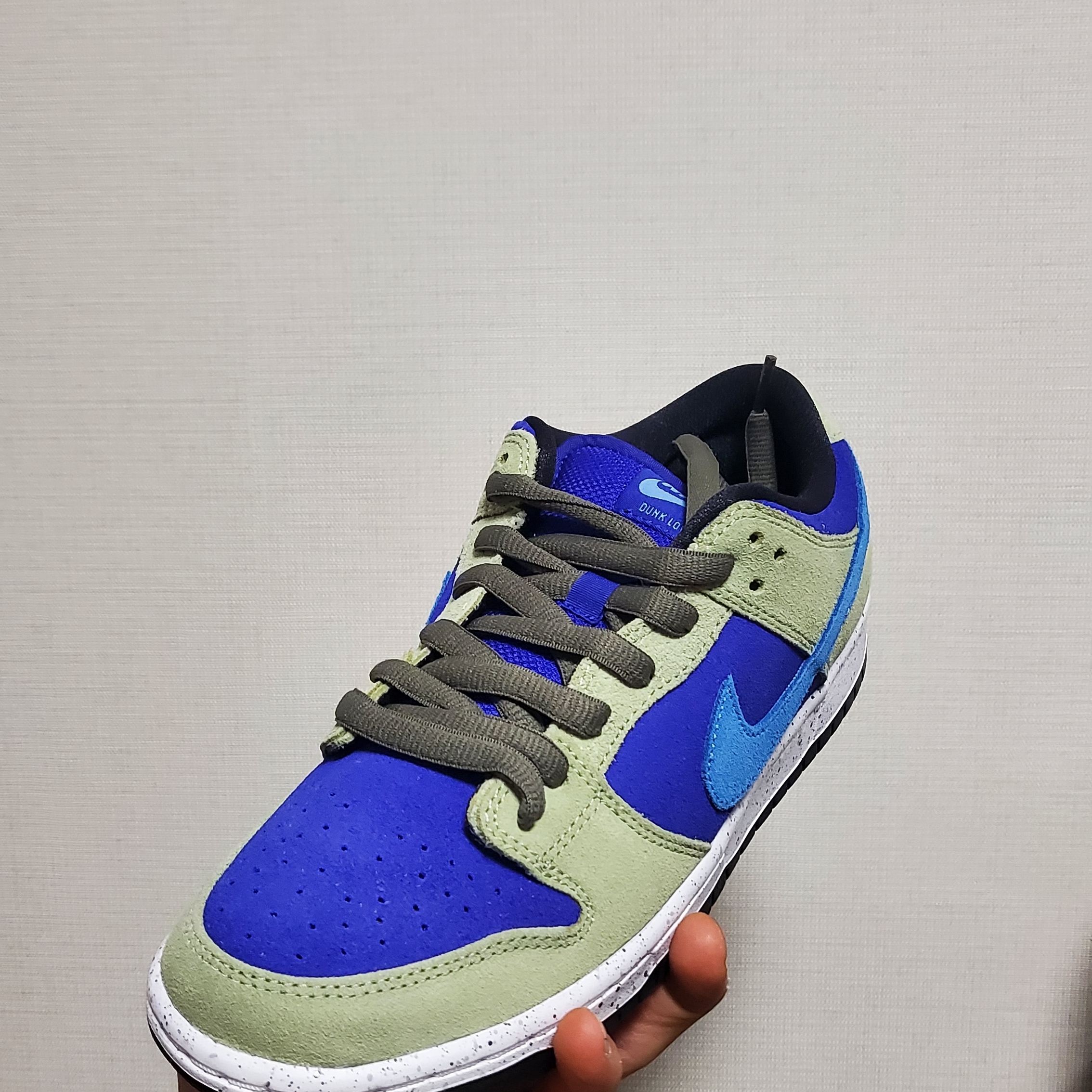 Nike SB Dunk Low Pro Celadon 착용 스타일 - 3