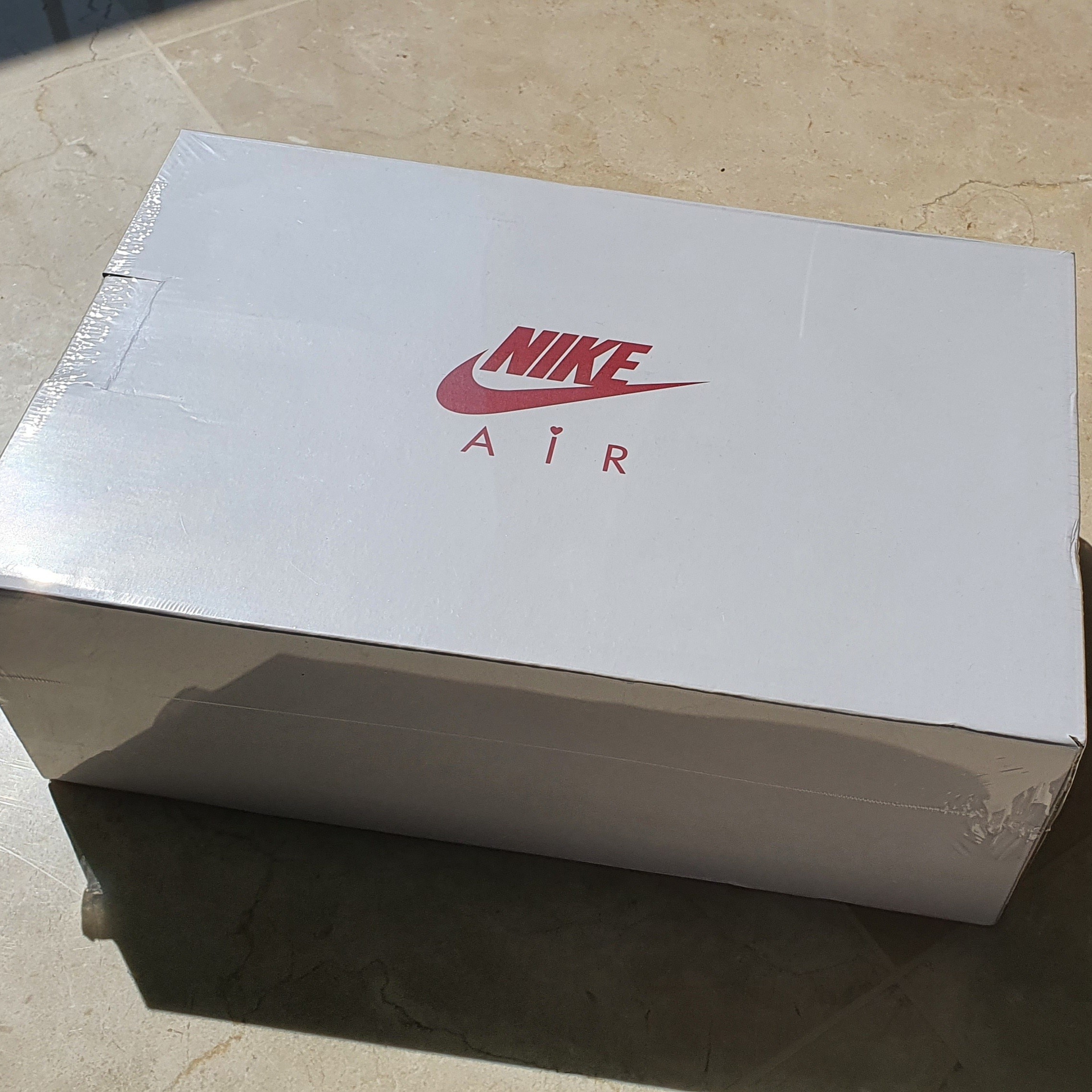 Nike Air Force 1 '07 QS Valentine's Day 착용 스타일 - 4