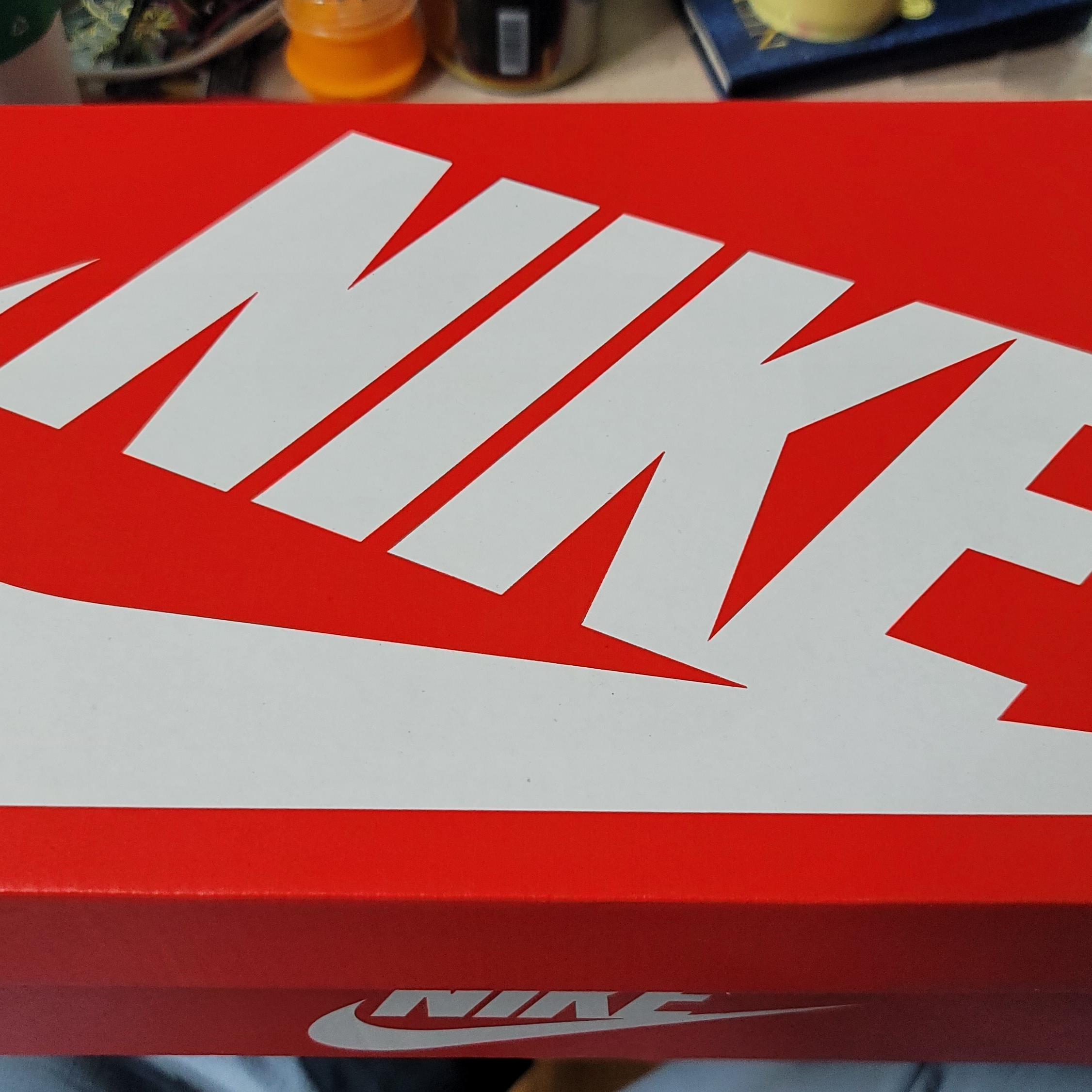 Nike Overbreak SP Bright Crimson 착용 스타일 - 1
