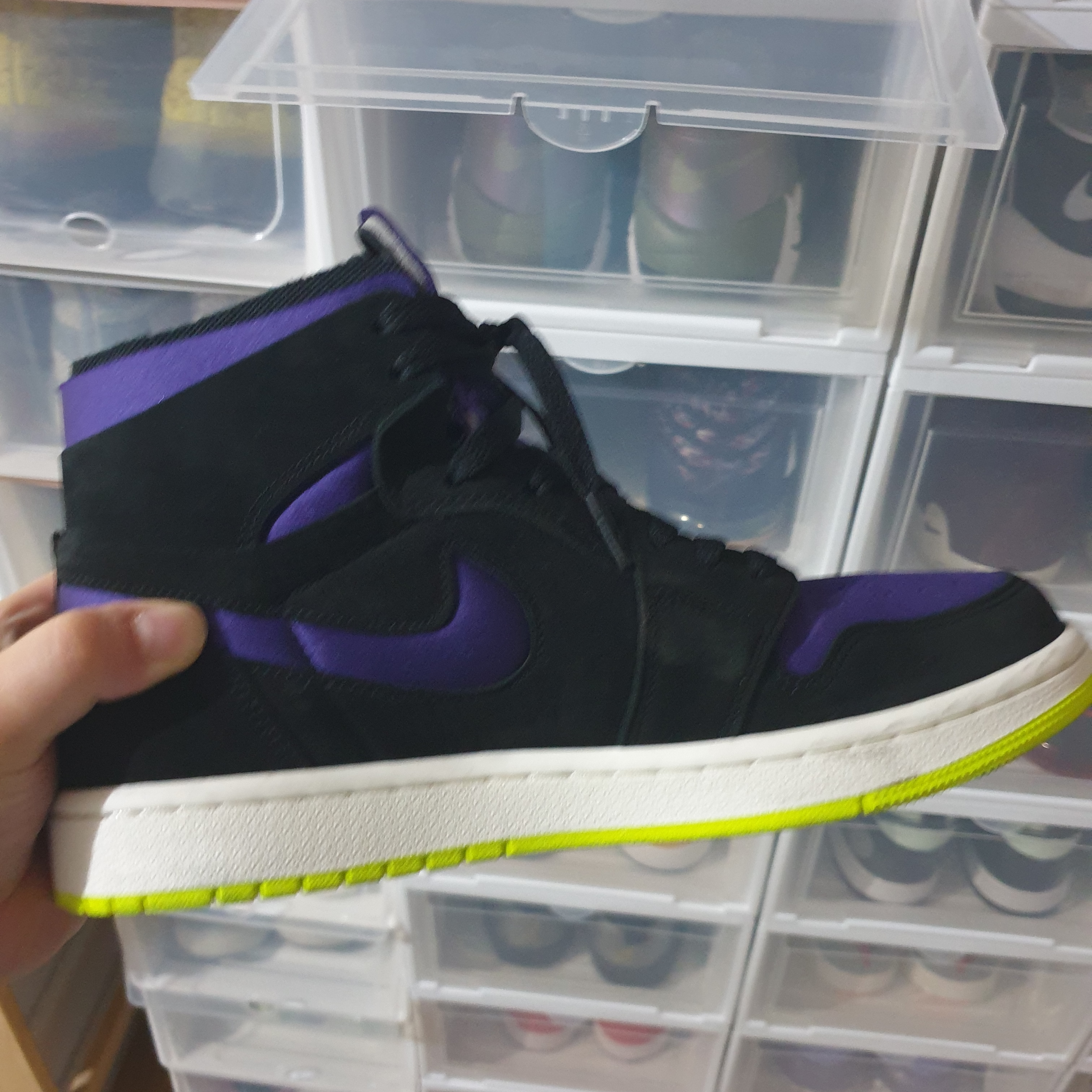 (W) Jordan 1 Zoom Air CMFT Plum Purple 착용 스타일 - 2