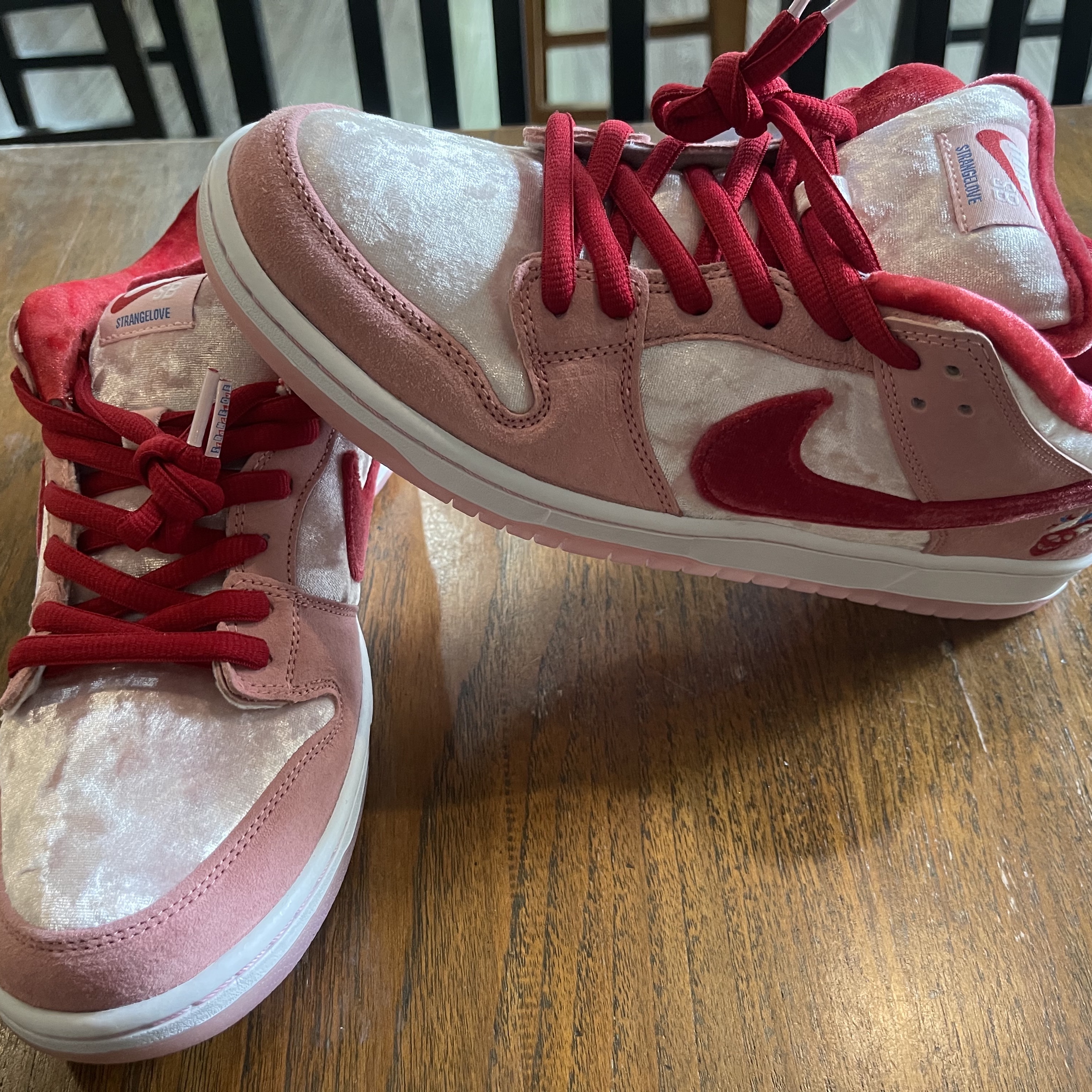 Nike x StrangeLove SB Dunk Low Pink (Regular Box) 착용 스타일