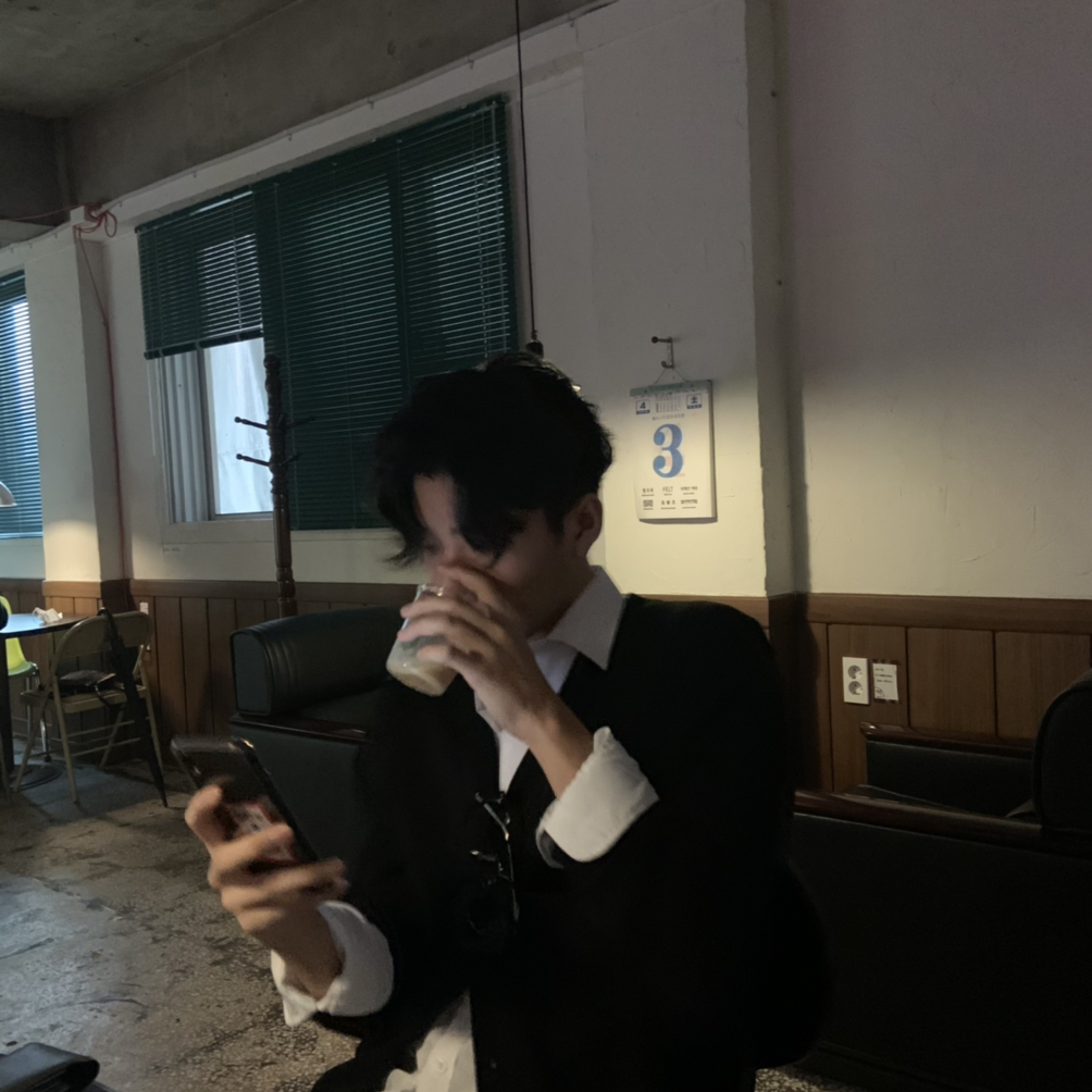 KREAM 프로필 이미지