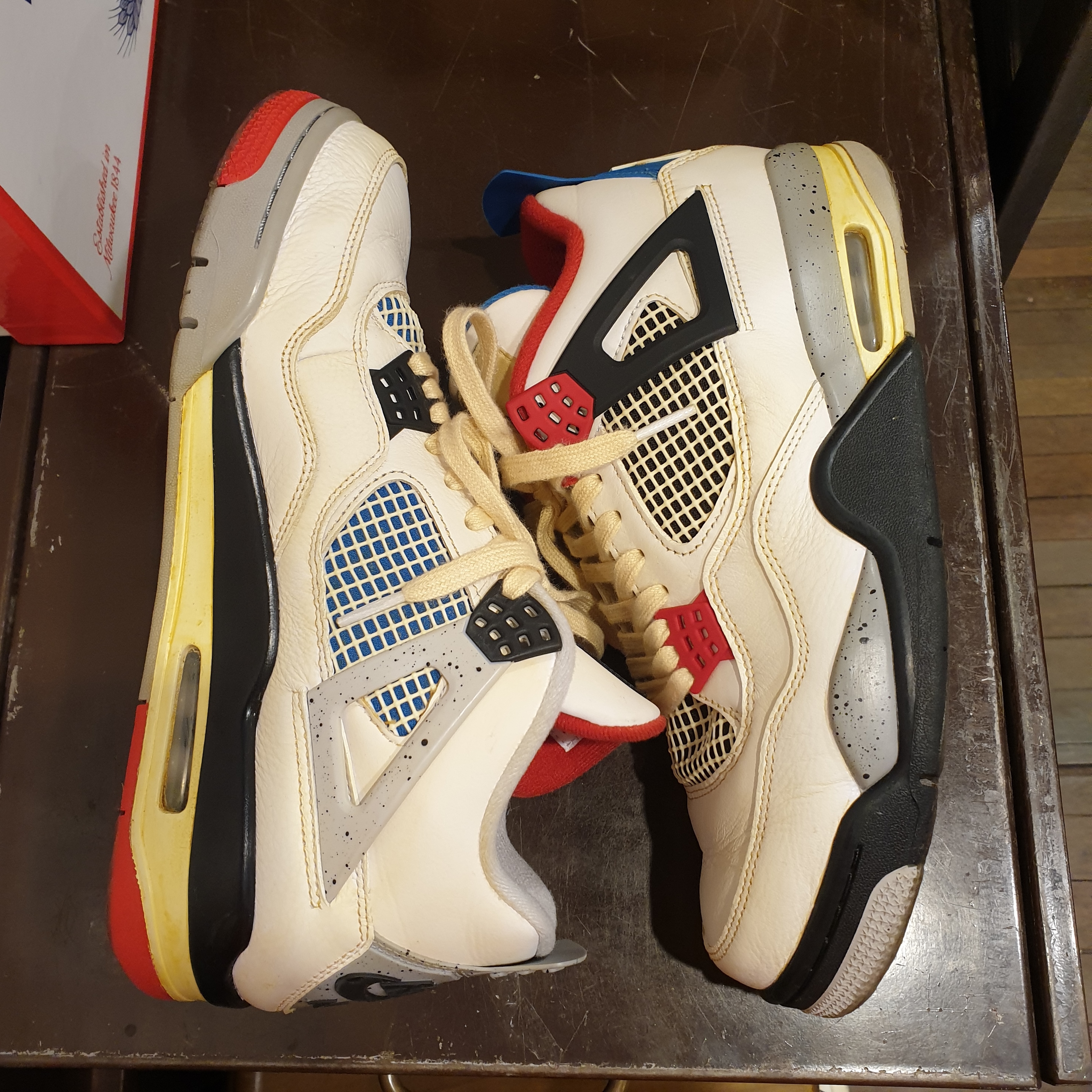 Jordan 4 Retro What The 4 착용 스타일 - 2