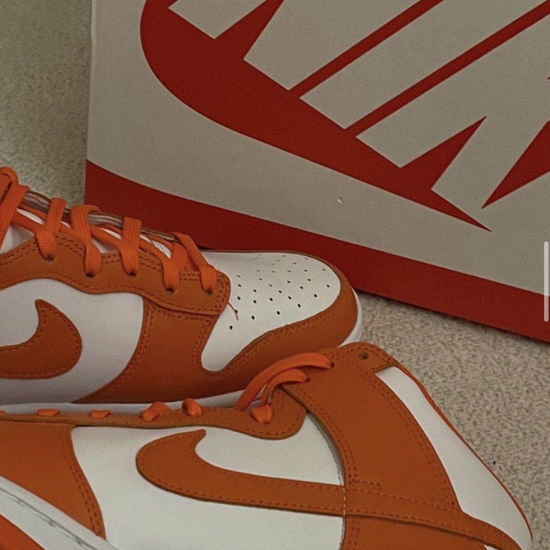 Nike Dunk High Retro Orange Blaze 착용 스타일
