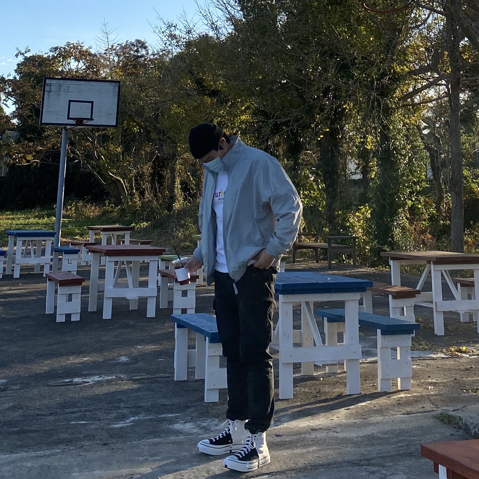 Converse x Feng Chen Wang Chuck 70 2-in-1 Natural Ivory Black, Nike M NRG Track Jacket Light Smoke Grey 착용 스타일