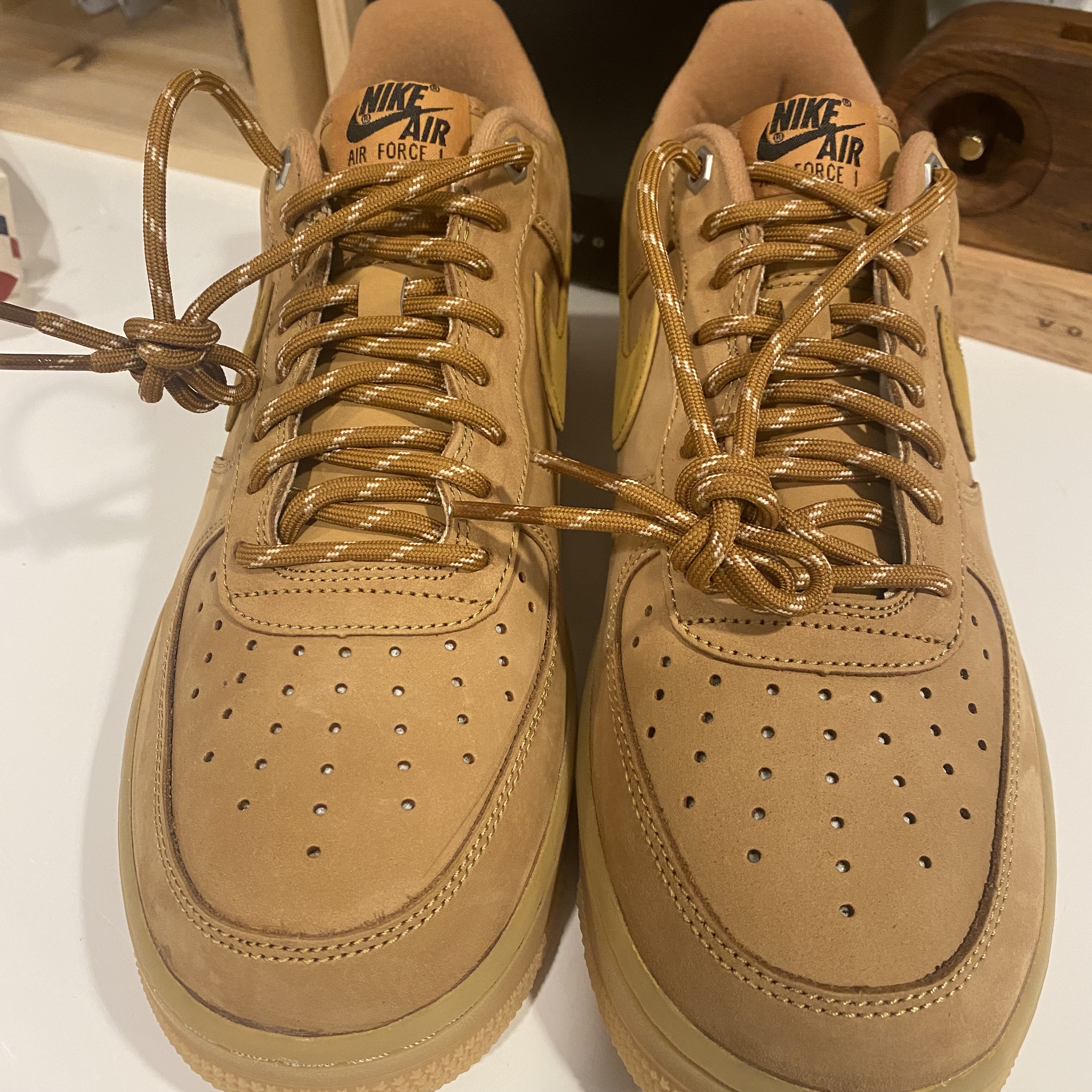 Nike Air Force 1 '07 WB Flax 착용 스타일 - 2