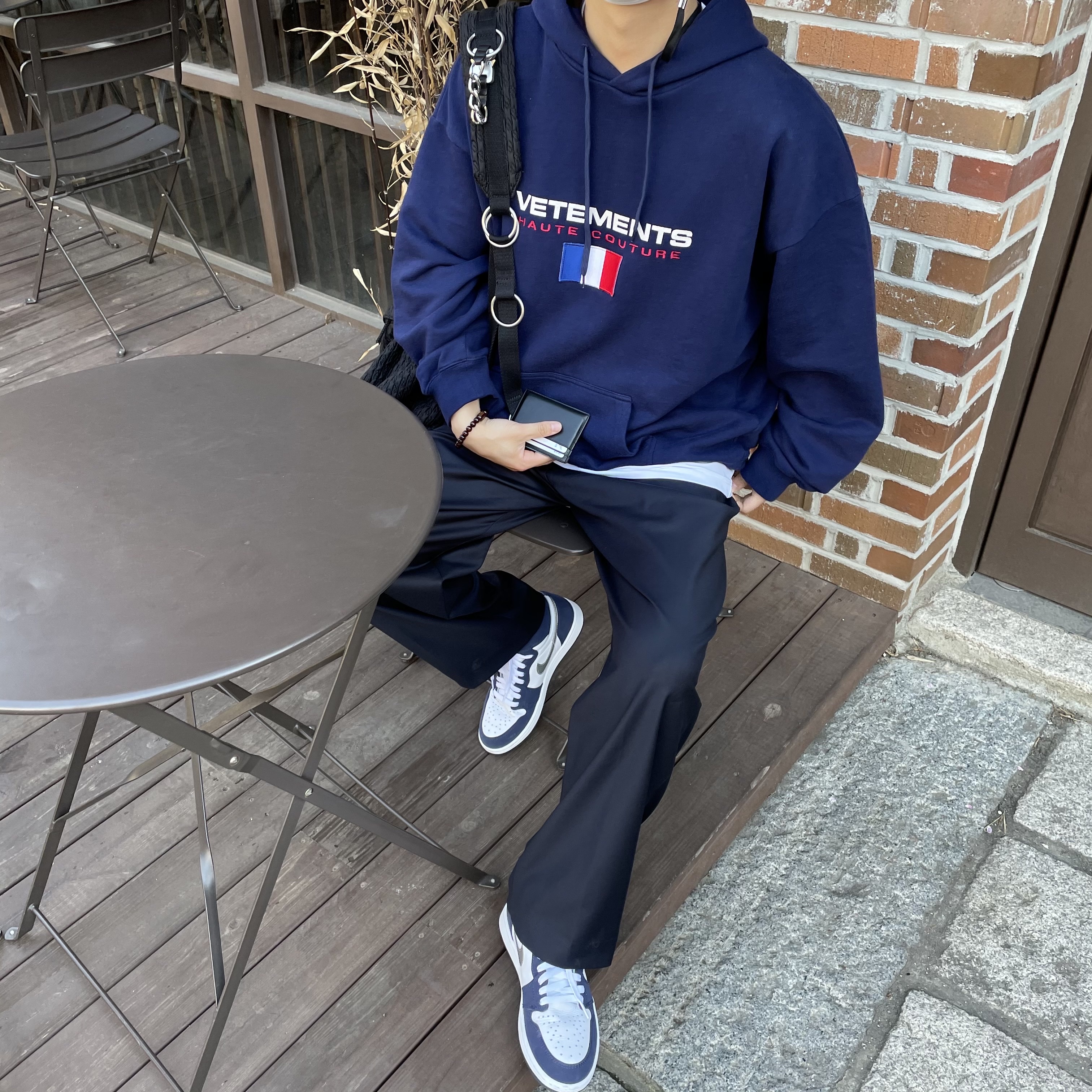 Jordan 1 Retro High OG CO.JP Midnight Navy 착용 스타일