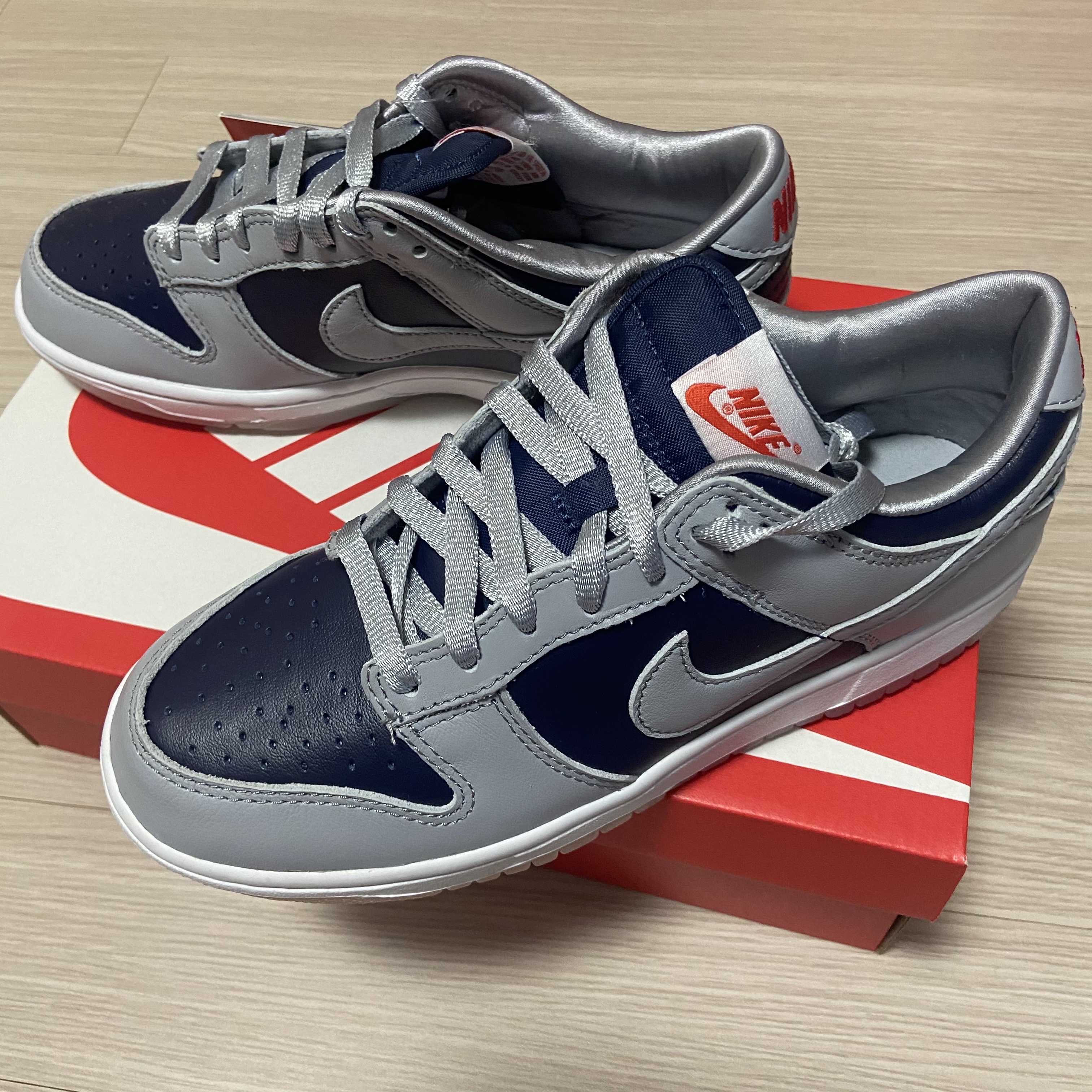 (W) Nike Dunk Low SP College Navy 착용 스타일 - 1